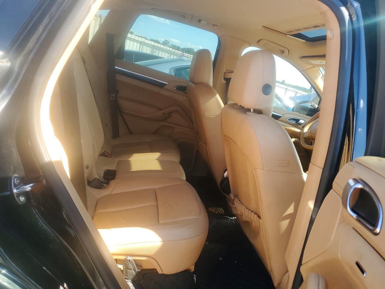2014 Porsche Cayenne Black vin: WP1AA2A28ELA93108