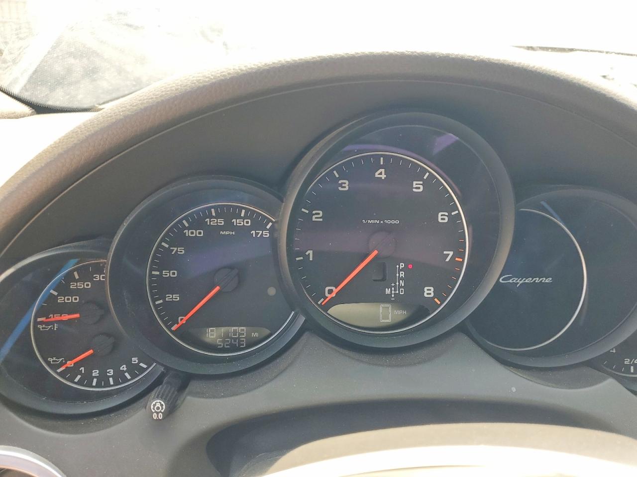 2016 Porsche Cayenne Черный vin: WP1AA2A28GLA04317