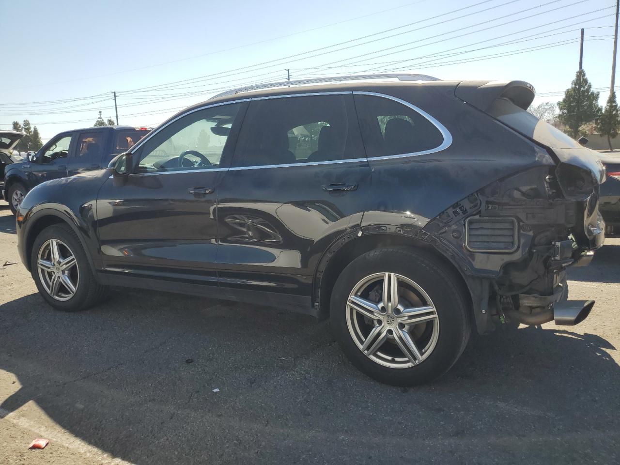 2016 Porsche Cayenne Black vin: WP1AA2A29GLA09882