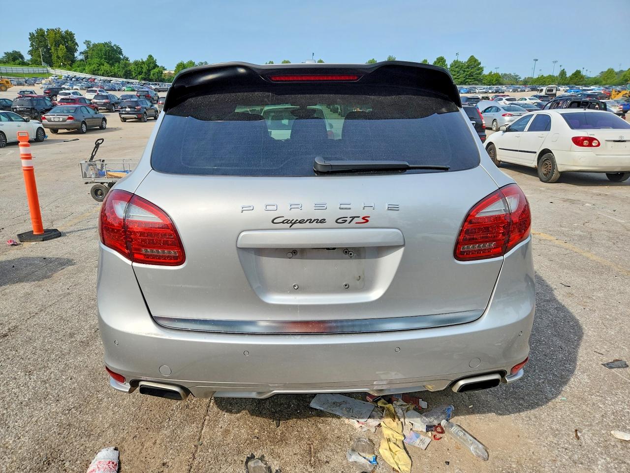 2012 Porsche Cayenne Серебряный vin: WP1AA2A2XCLA07214