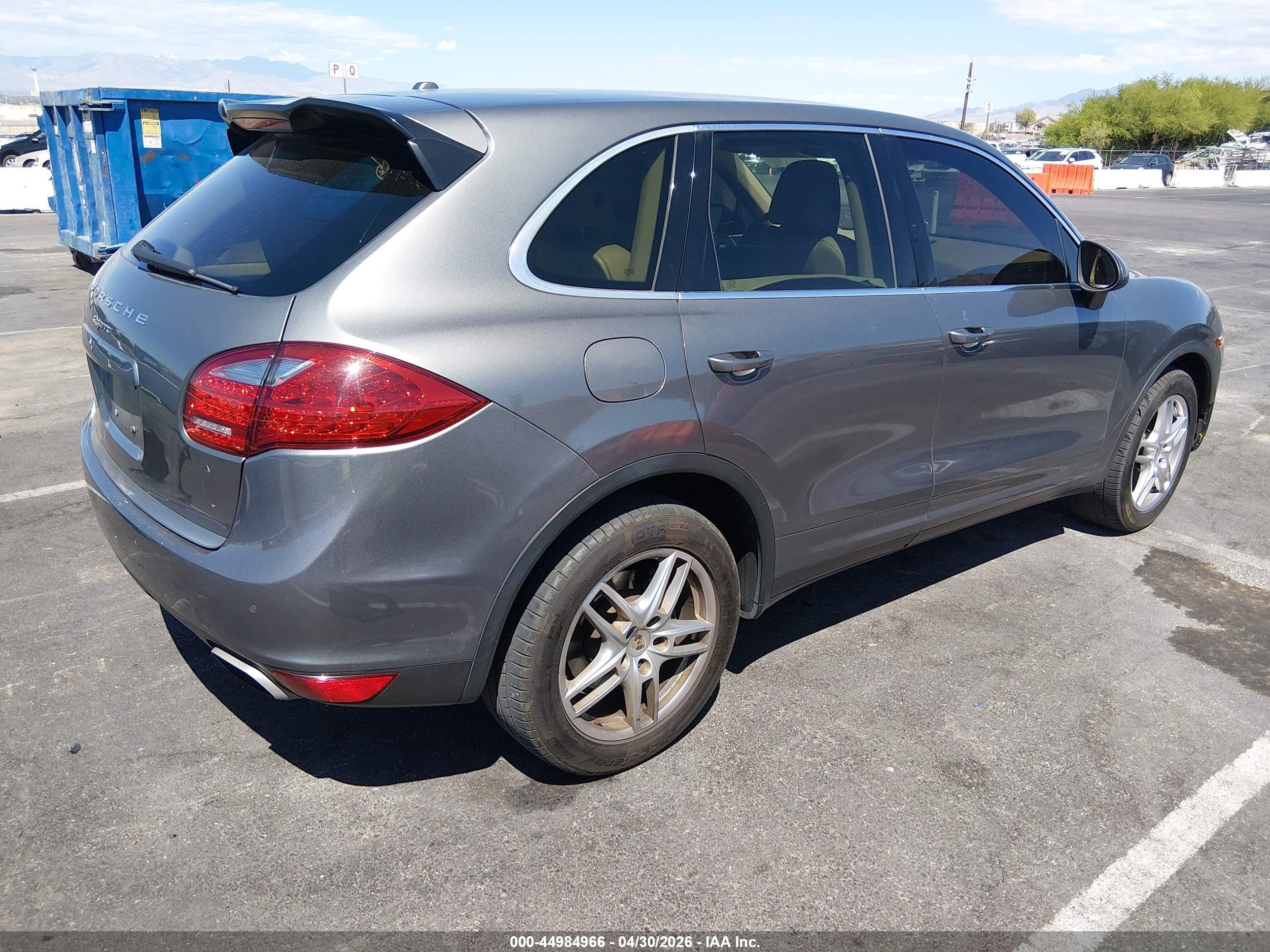 2012 Porsche Cayenne   Champagne vin: WP1AA2A2XCLA09576