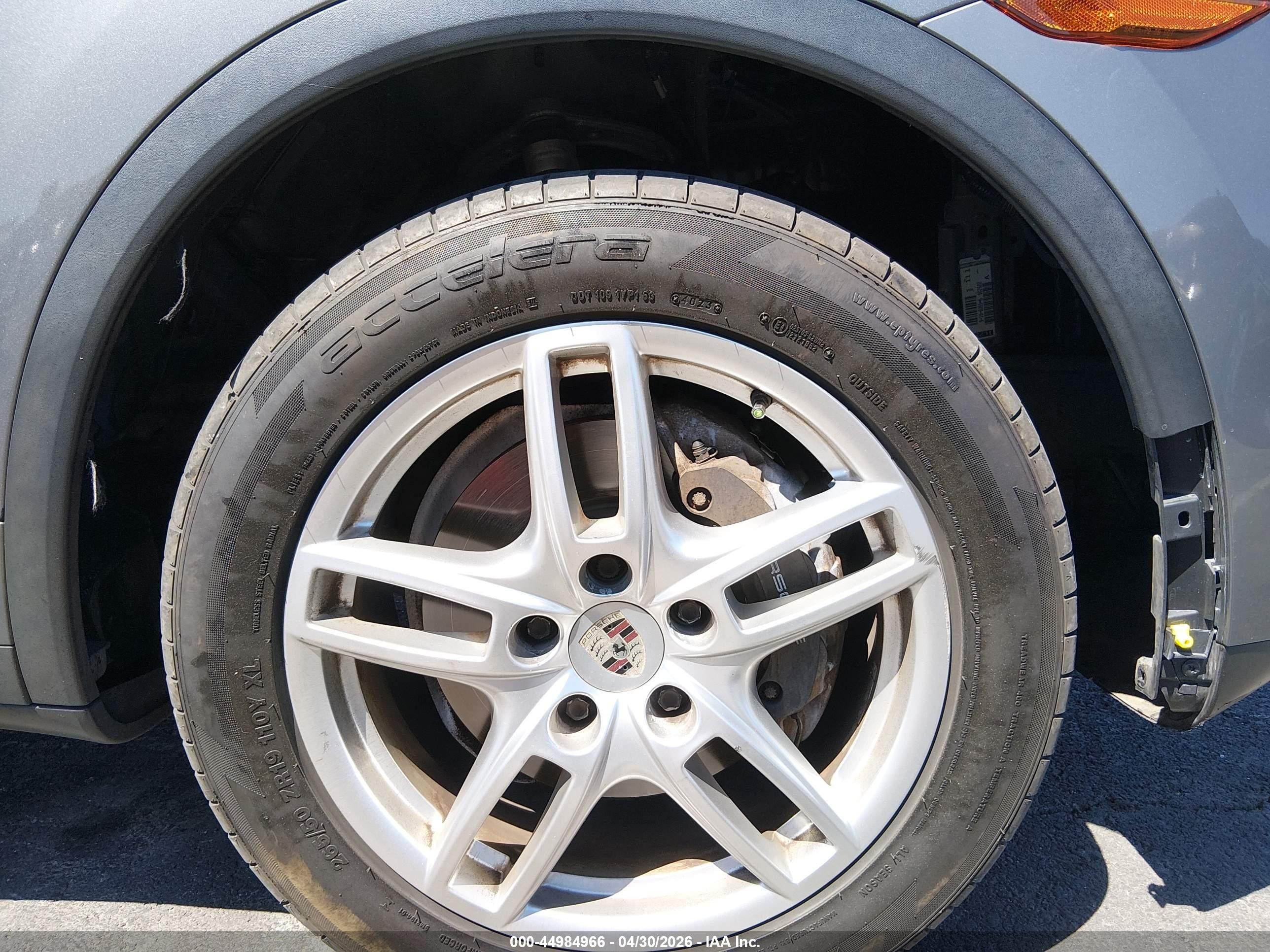 2012 Porsche Cayenne   Champagne vin: WP1AA2A2XCLA09576