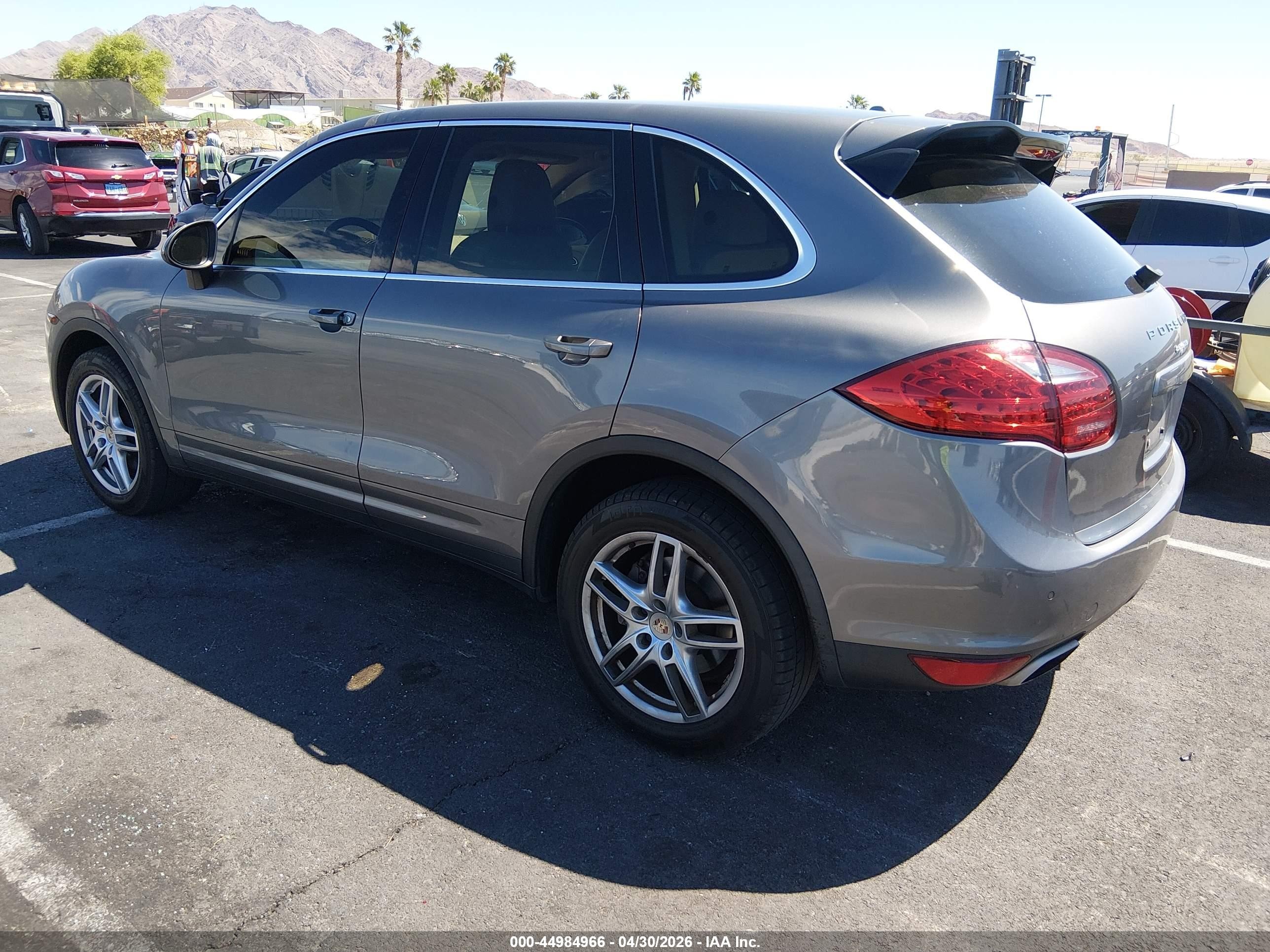 2012 Porsche Cayenne   Champagne vin: WP1AA2A2XCLA09576