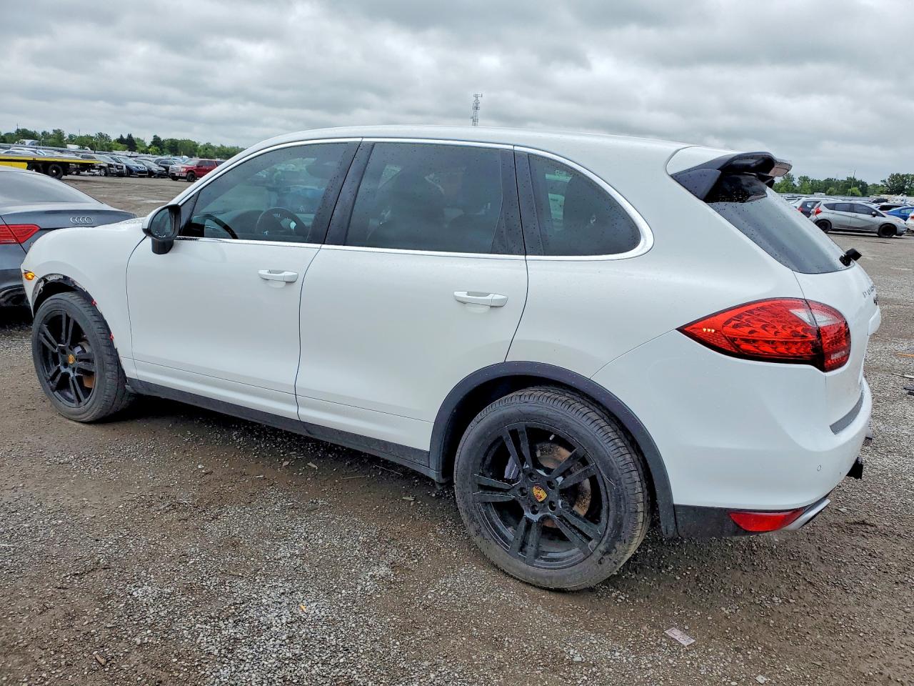 2014 Porsche Cayenne Белый vin: WP1AA2A2XELA04963