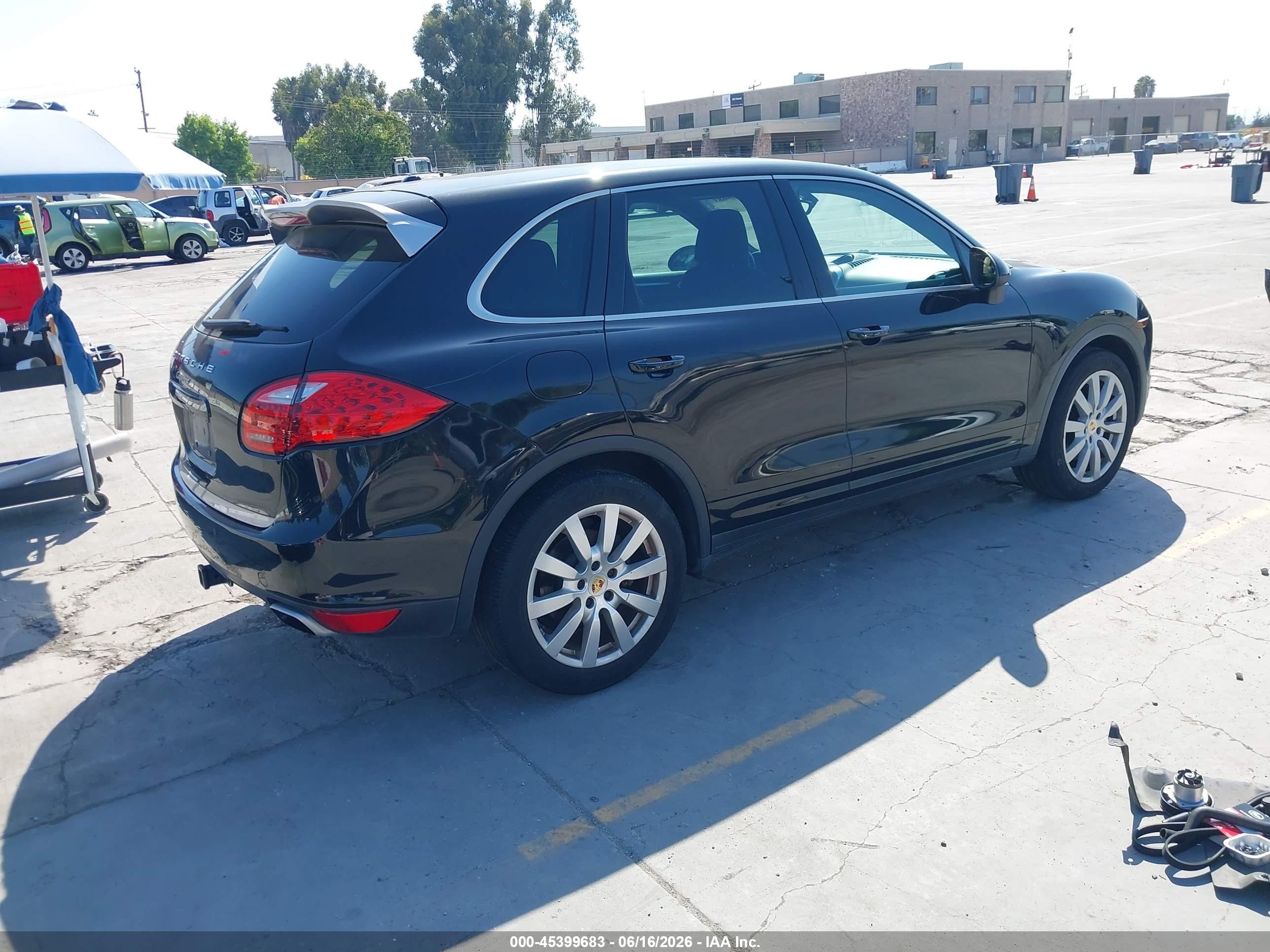 2014 Porsche Cayenne Platinum Edition Black vin: WP1AA2A2XELA09726