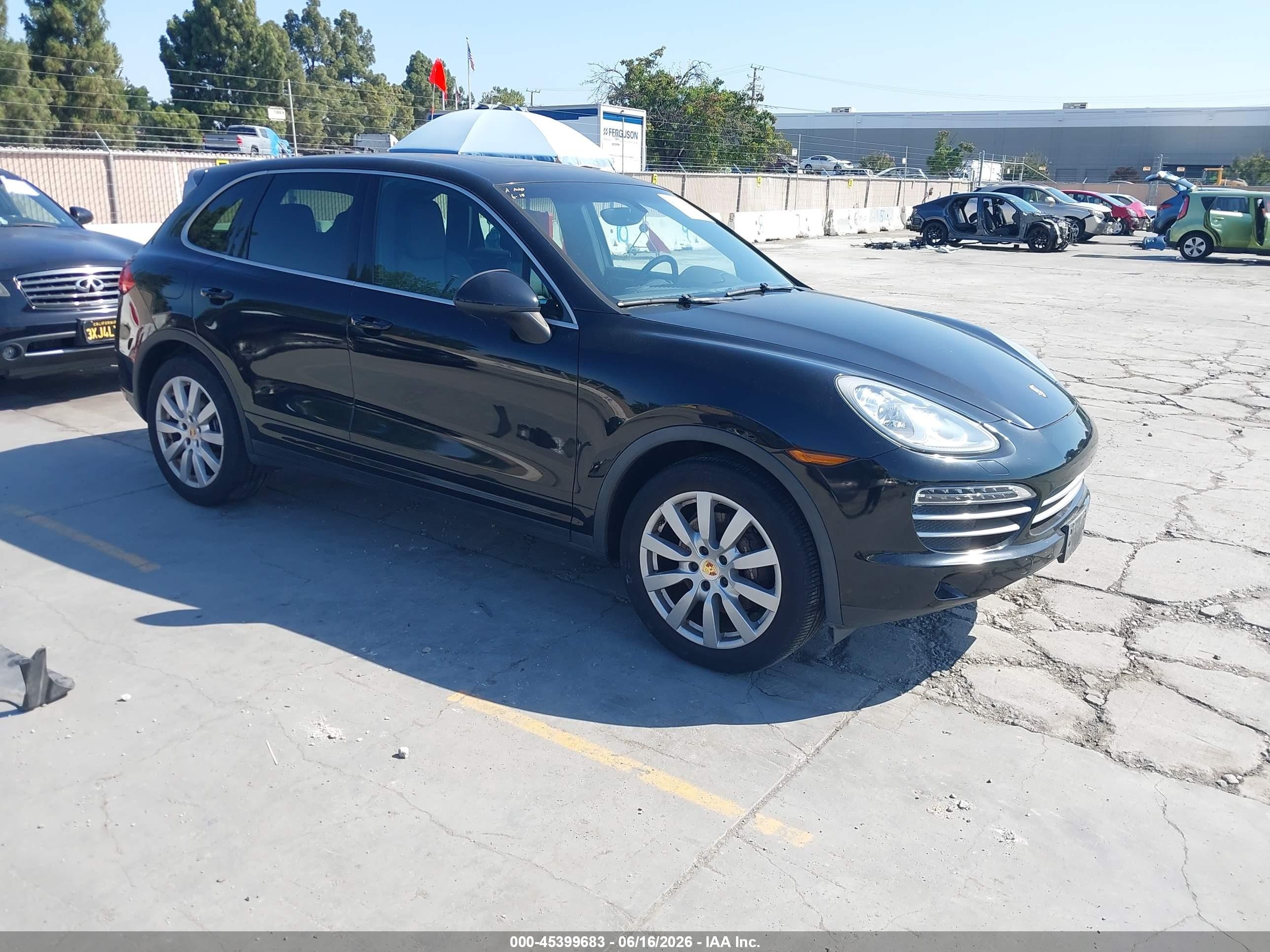 2014 Porsche Cayenne Platinum Edition Black vin: WP1AA2A2XELA09726