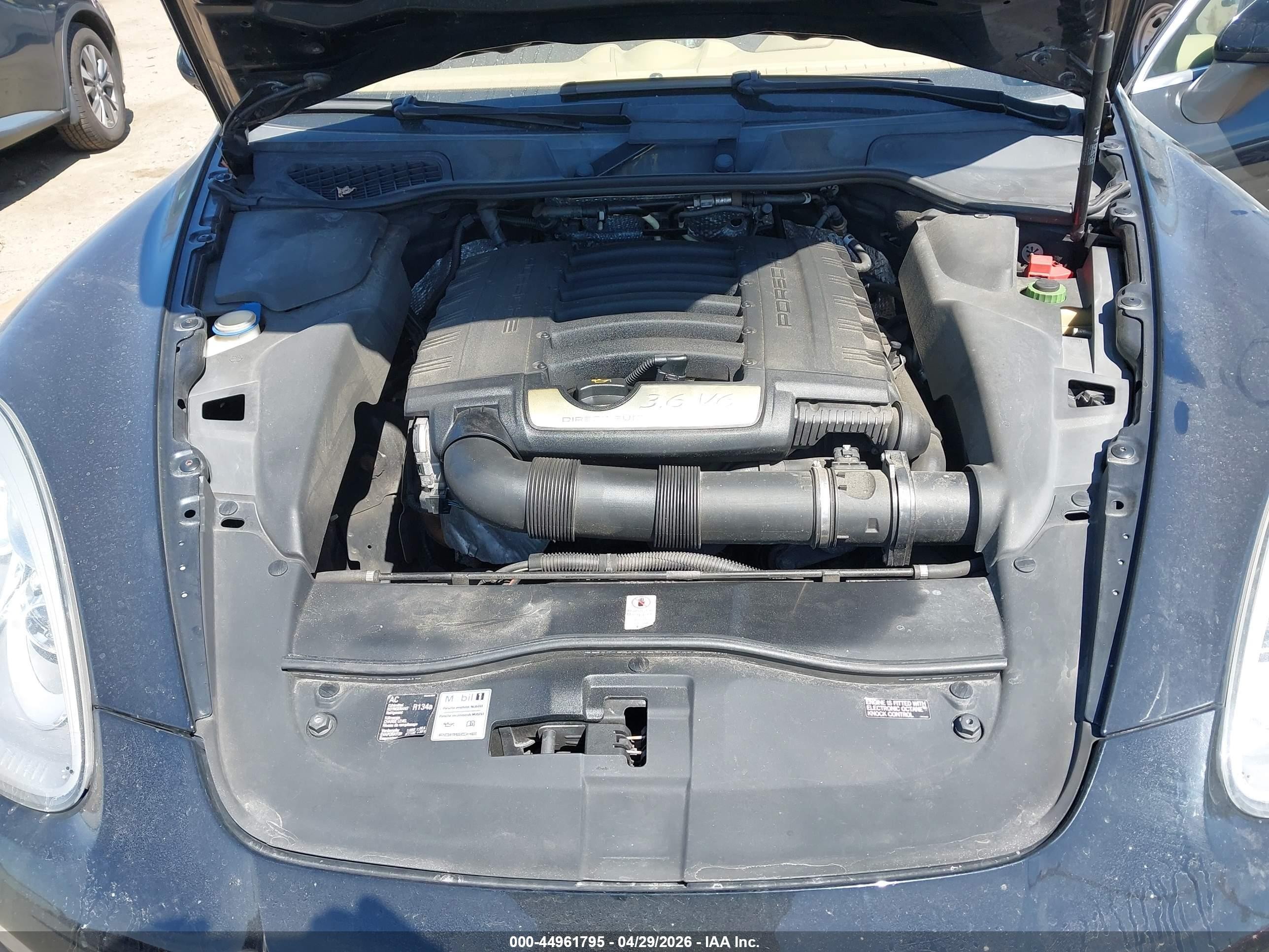 2014 Porsche Cayenne   Black vin: WP1AA2A2XELA91988