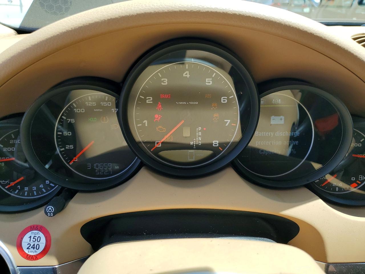 2014 Porsche Cayenne Burgundy vin: WP1AA2A2XELA96141