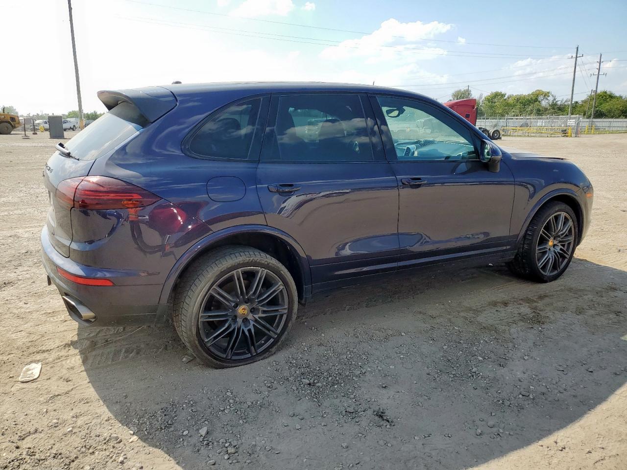 2018 Porsche Cayenne Blue vin: WP1AA2A2XJKA00959