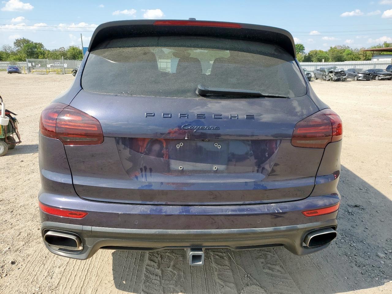 2018 Porsche Cayenne Blue vin: WP1AA2A2XJKA00959