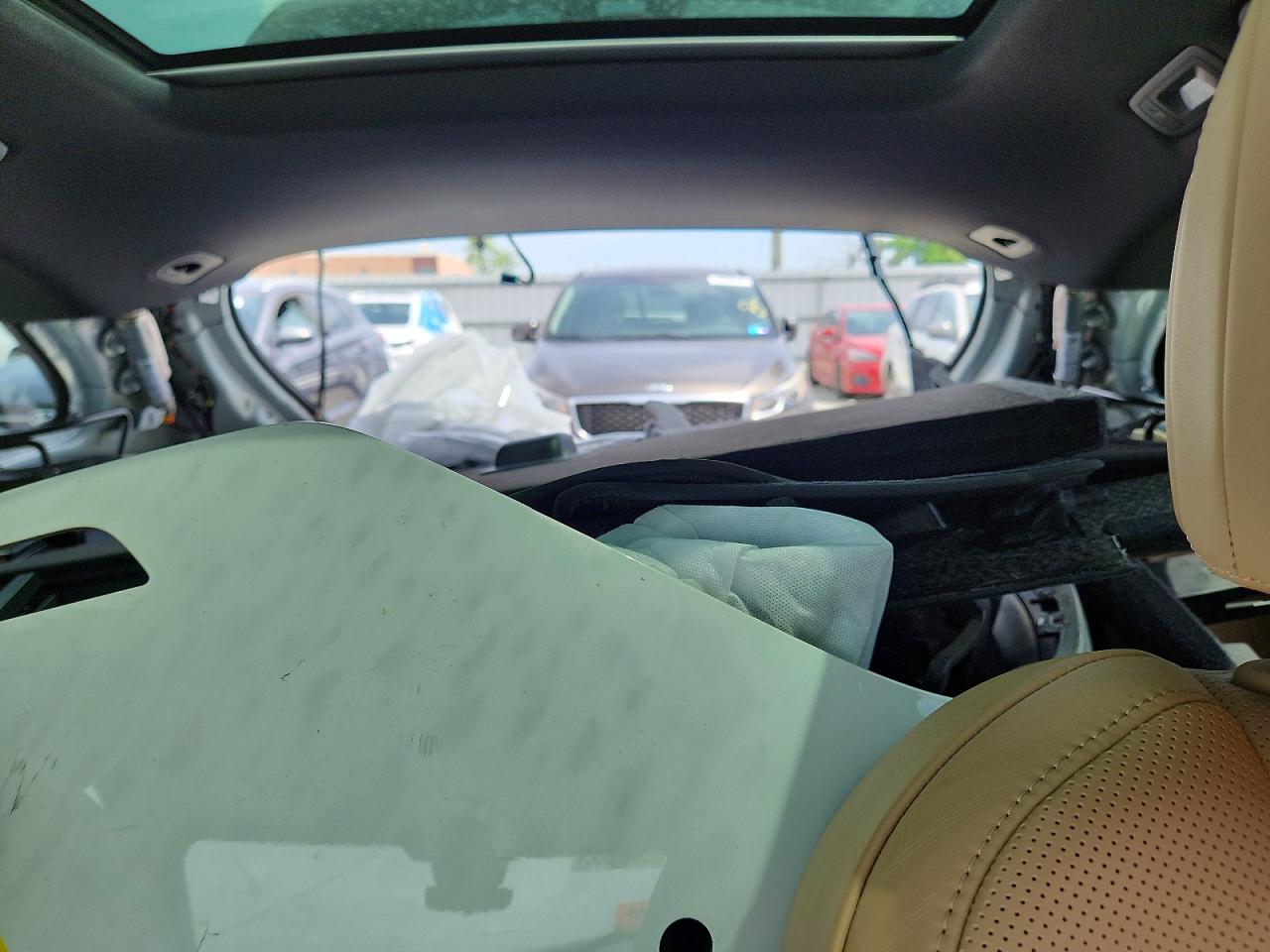 2022 Porsche Macan White vin: WP1AA2A50NLB06315