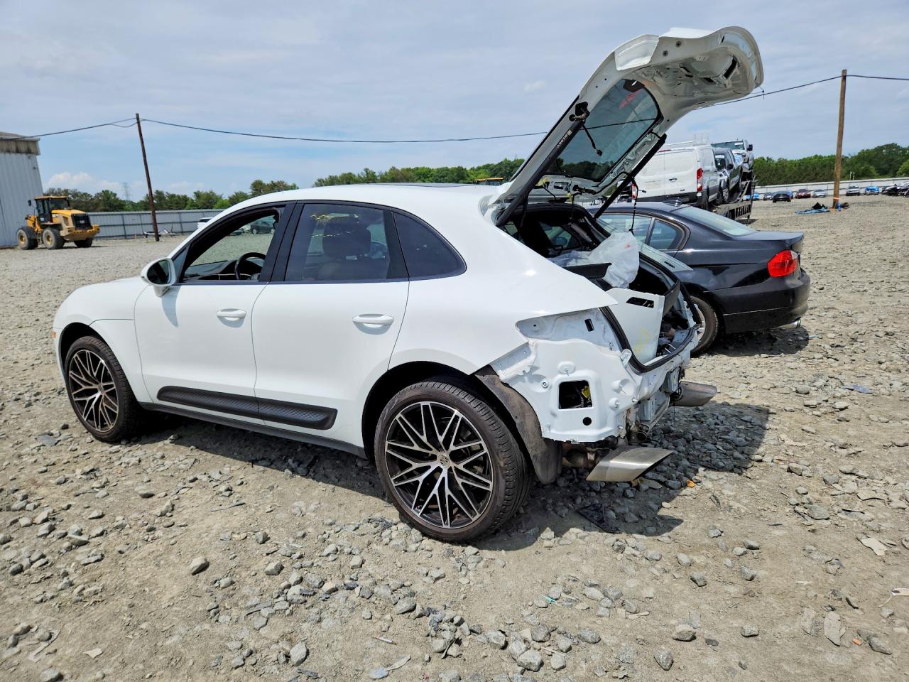 2022 Porsche Macan White vin: WP1AA2A50NLB06315