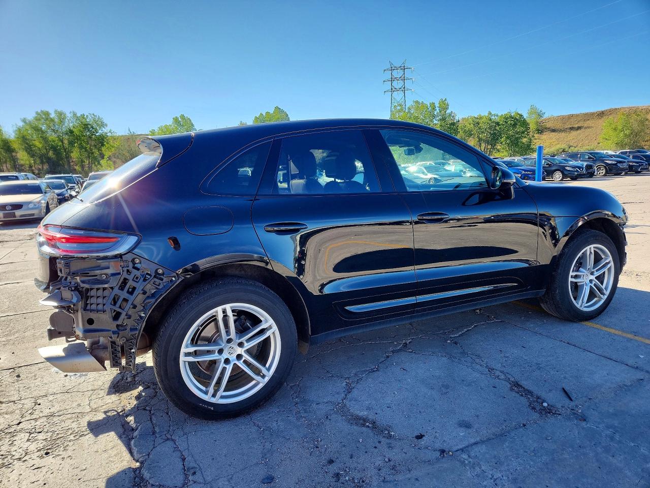 2023 Porsche Macan Base Black vin: WP1AA2A50PLB20718