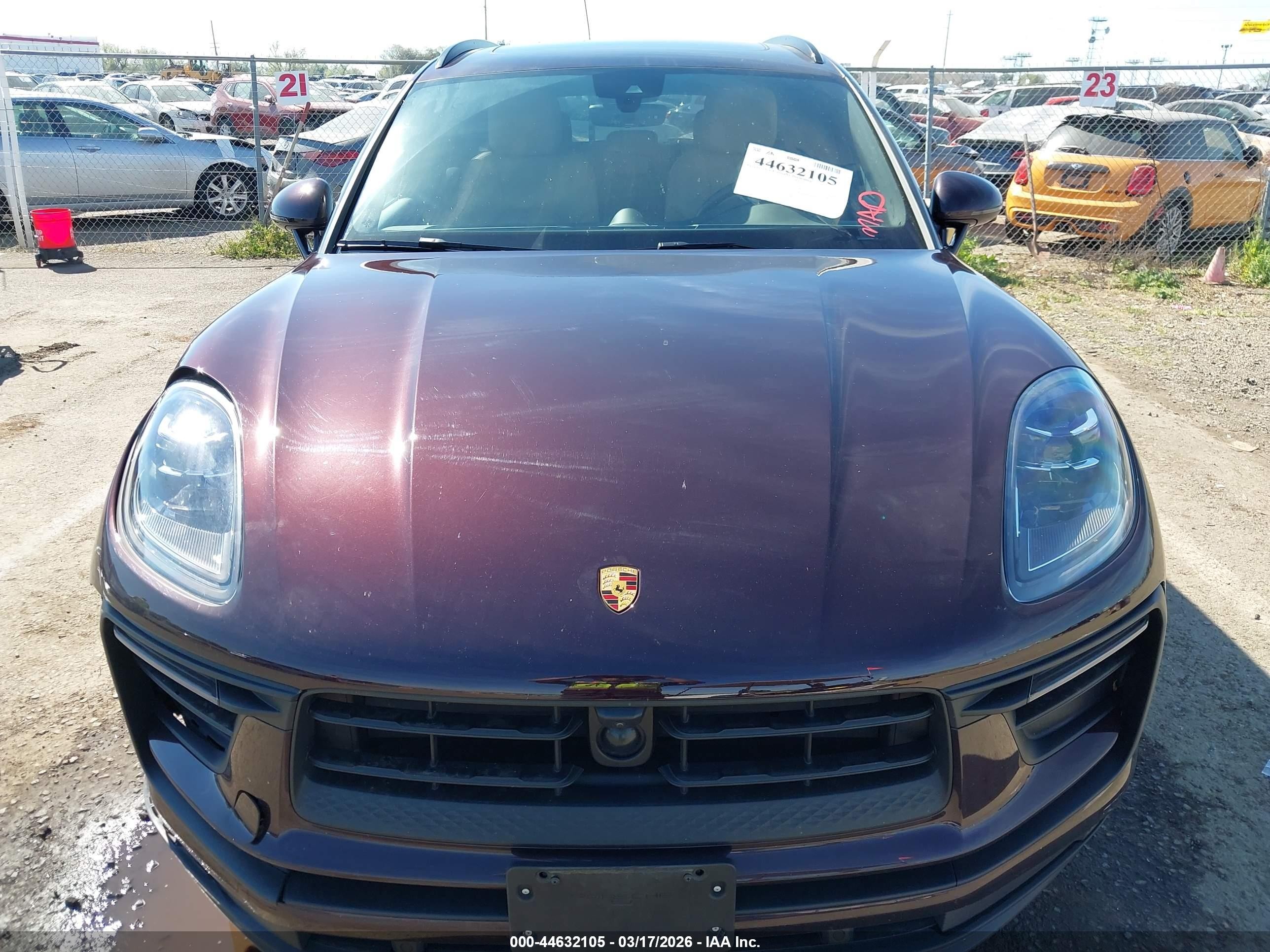 2023 Porsche Macan T Фиолетовый vin: WP1AA2A51PLB14975