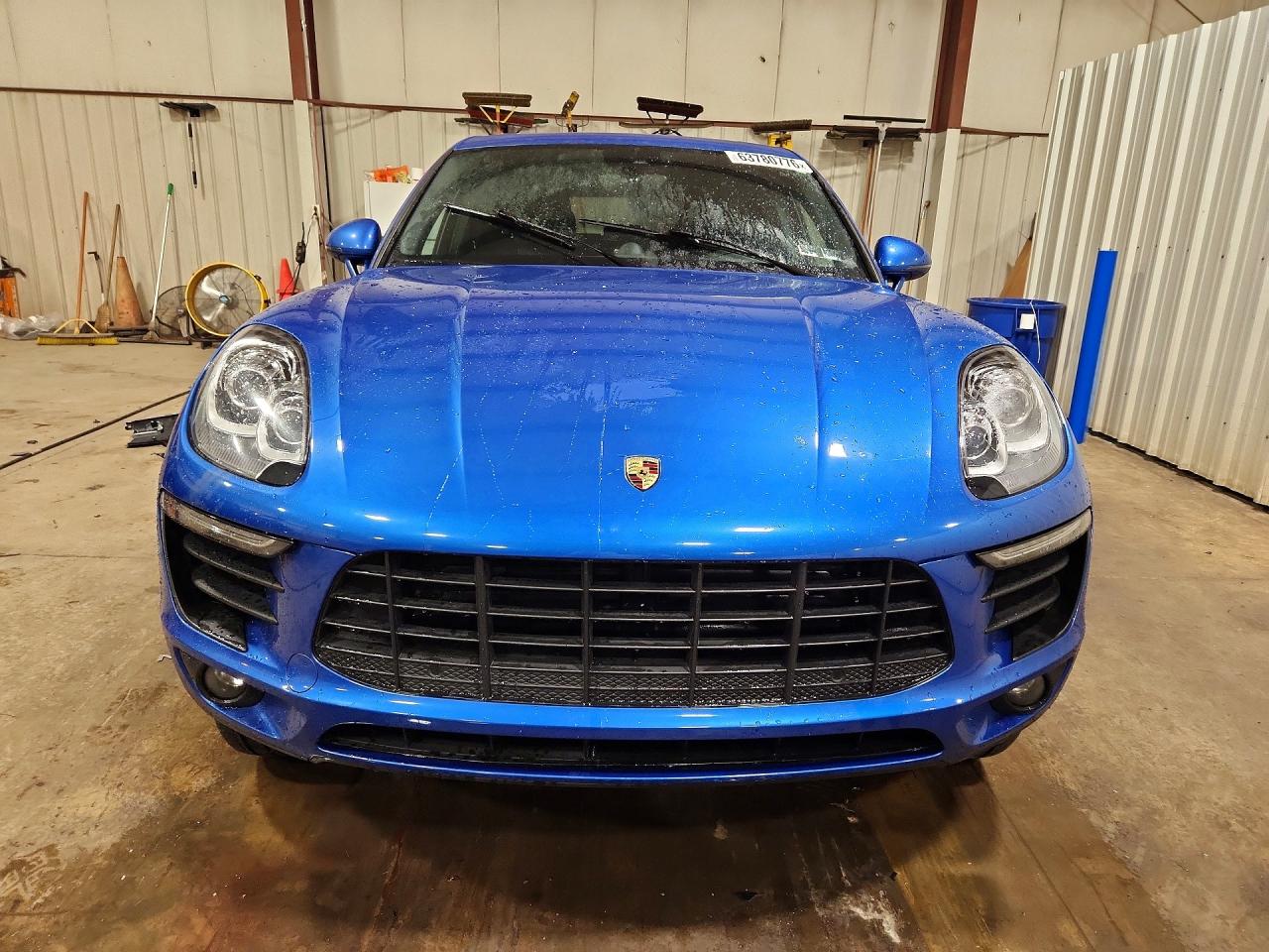 2018 Porsche Macan Blue vin: WP1AA2A52JLB17472