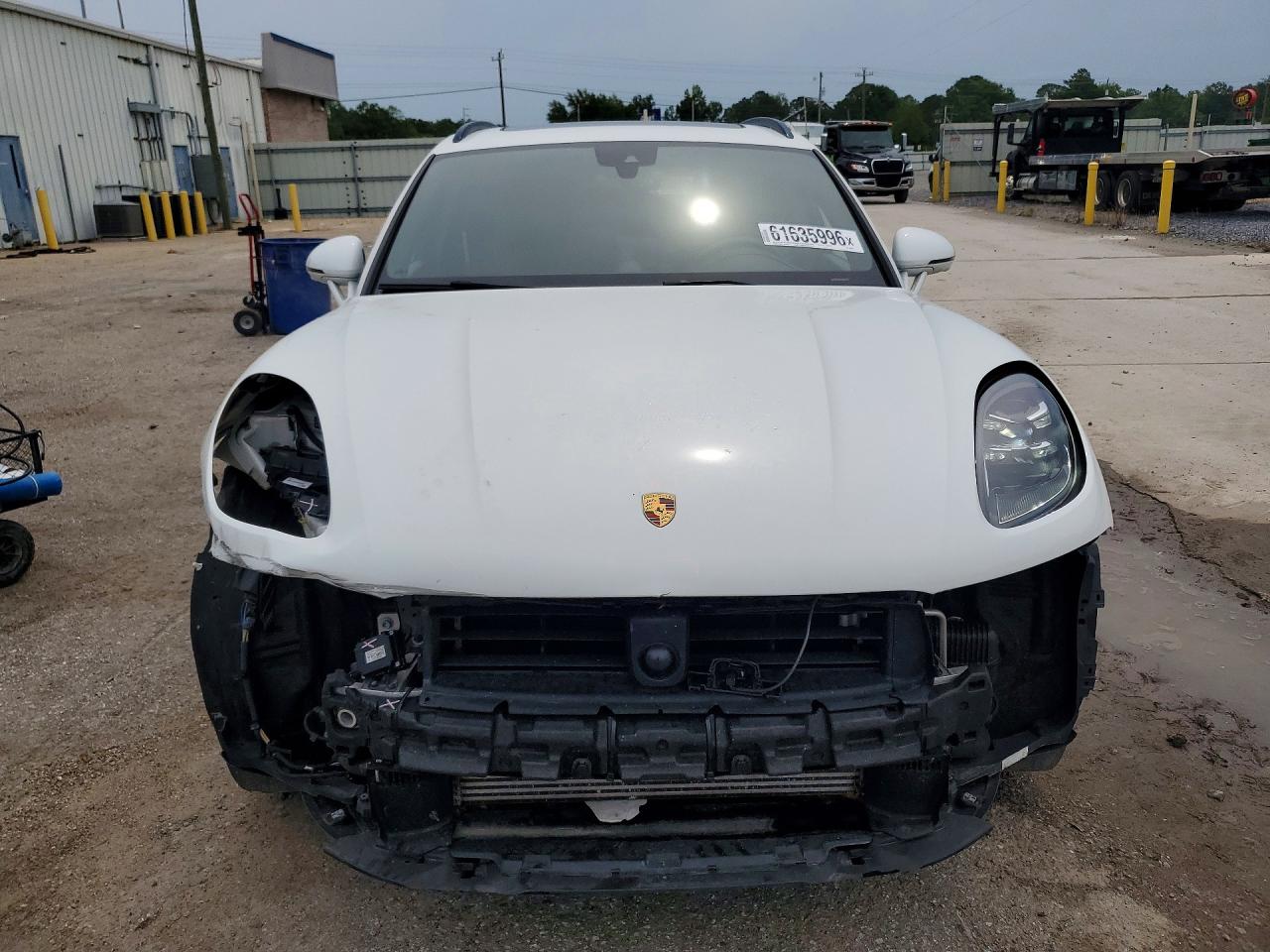 2023 Porsche Macan Base White vin: WP1AA2A52PLB06903