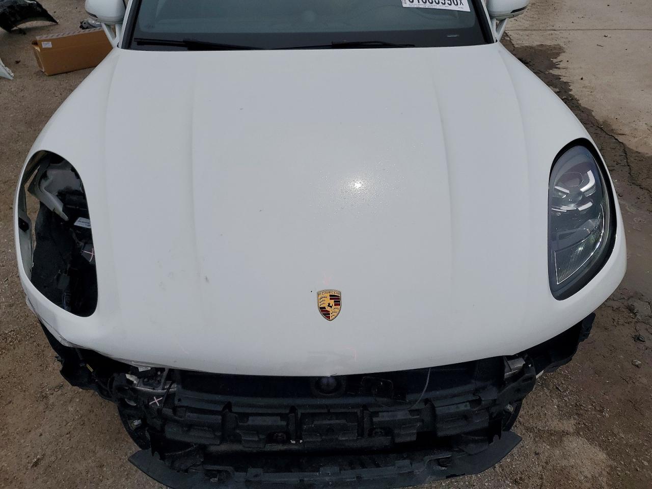 2023 Porsche Macan Base White vin: WP1AA2A52PLB06903
