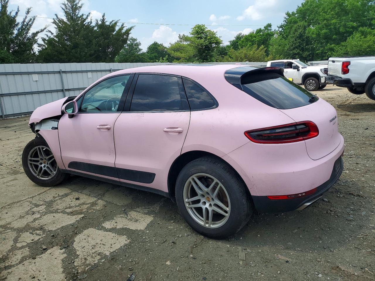 2018 Porsche Macan Pink vin: WP1AA2A54JLB24357