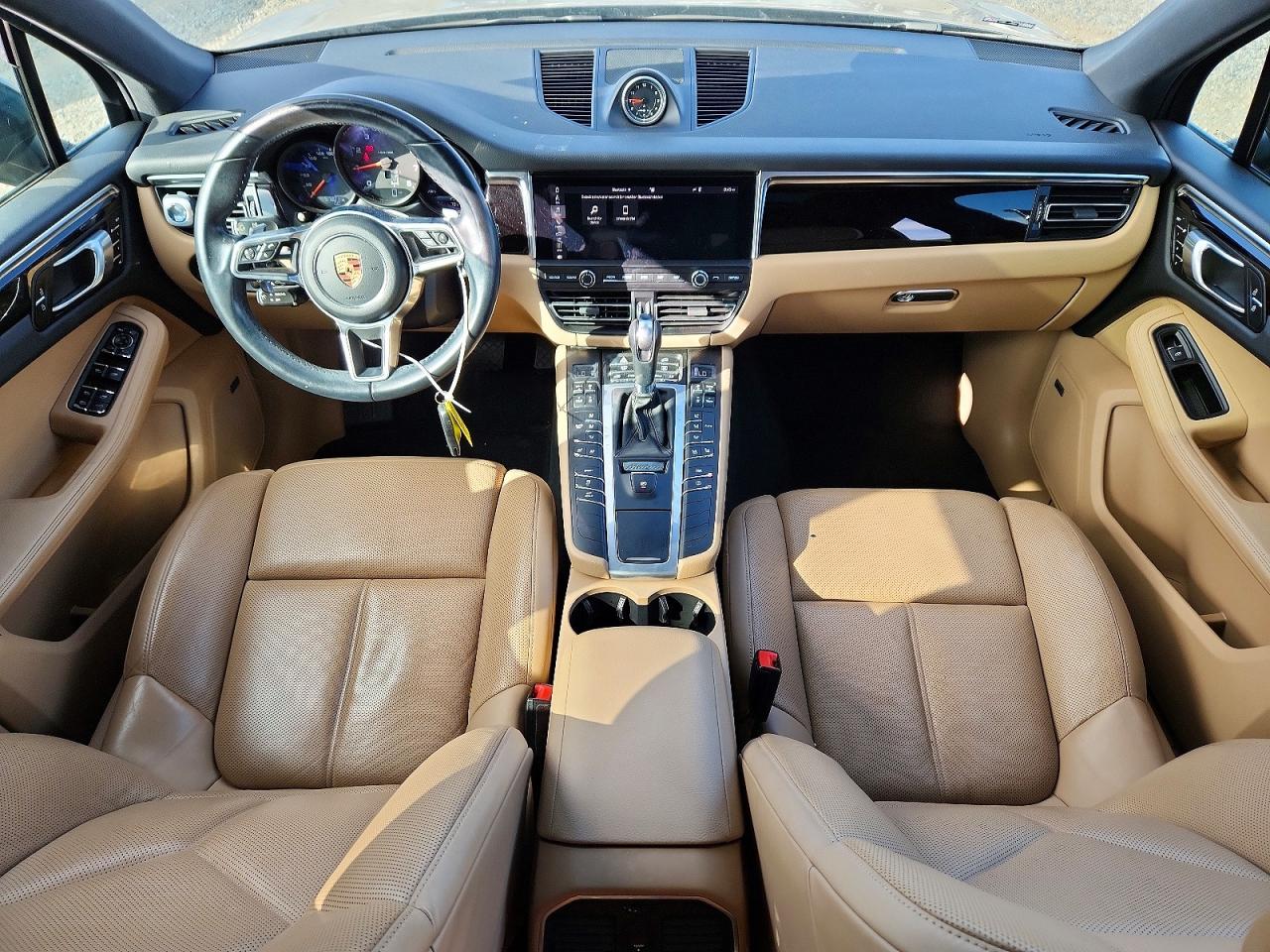 2019 Porsche Macan Charcoal vin: WP1AA2A54KLB06930