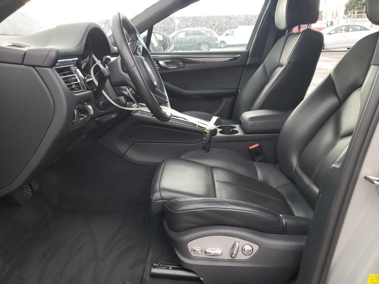 2023 Porsche Macan Base Gray vin: WP1AA2A55PLB21430