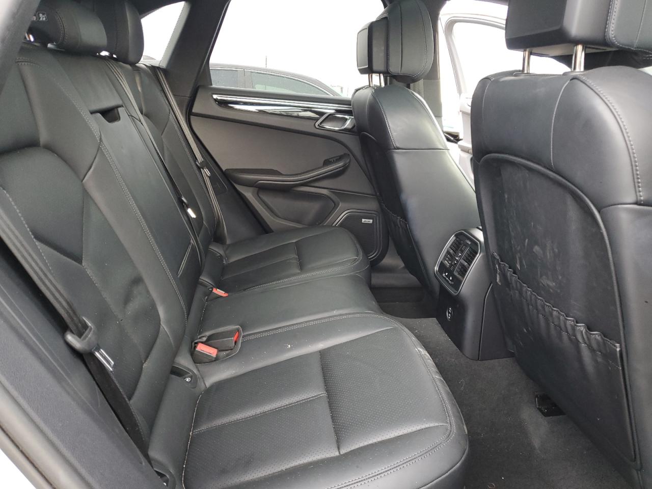 2023 Porsche Macan Base Gray vin: WP1AA2A55PLB21430