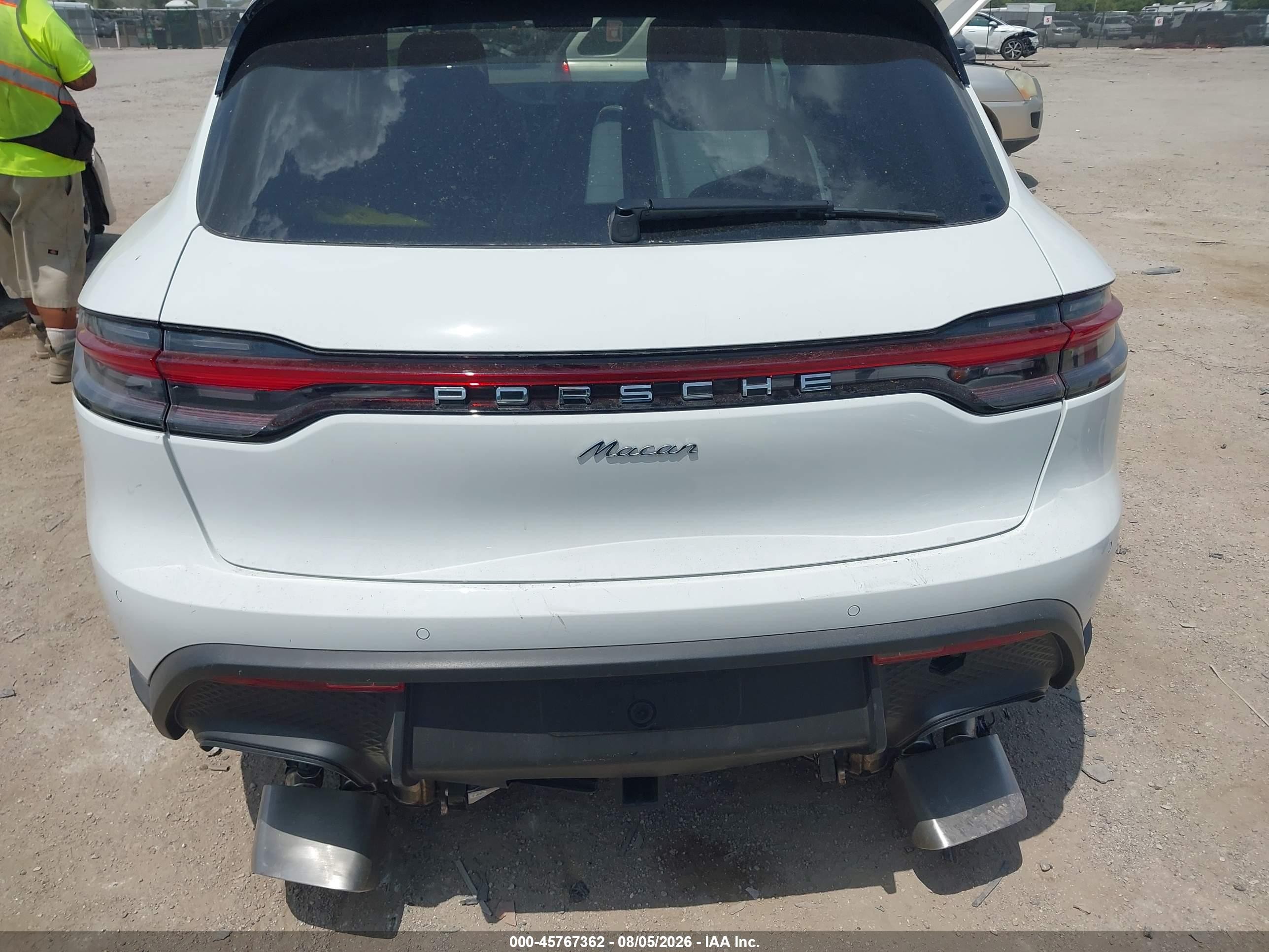 2026 Porsche Macan T Белый vin: WP1AA2A55TLB07019