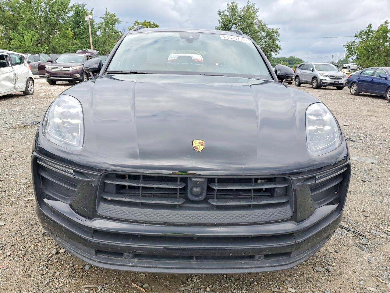 2024 Porsche Macan Base Black vin: WP1AA2A56RLB02940