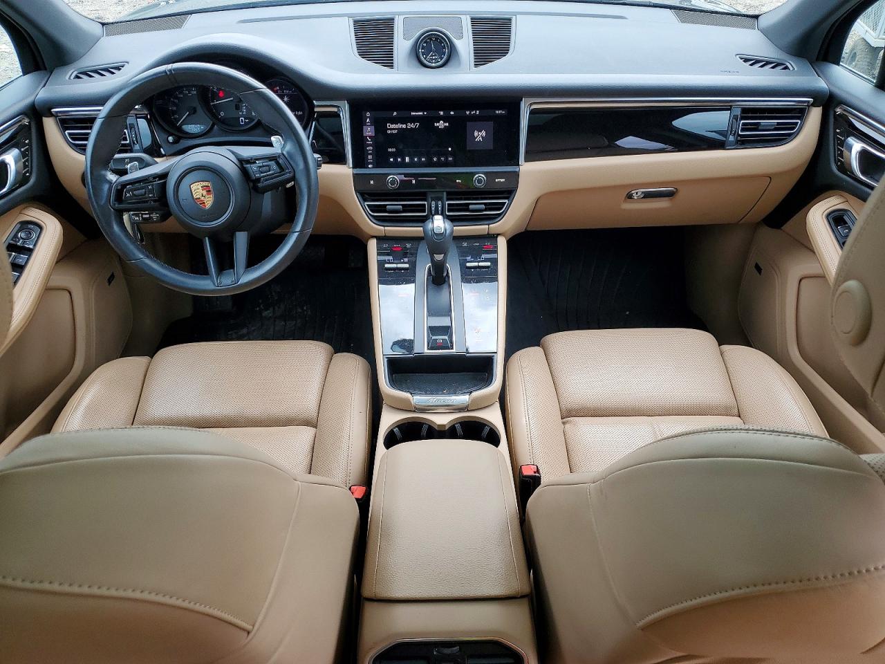 2024 Porsche Macan Base Black vin: WP1AA2A56RLB02940