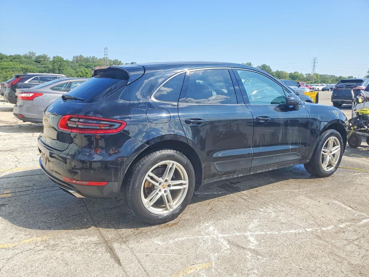 2017 Porsche Macan Black vin: WP1AA2A58HLB05997
