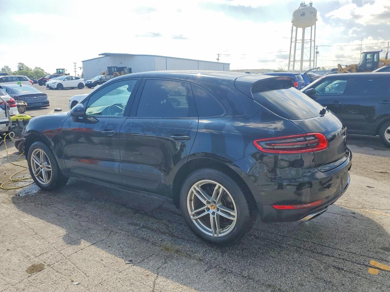 2017 Porsche Macan Black vin: WP1AA2A58HLB05997