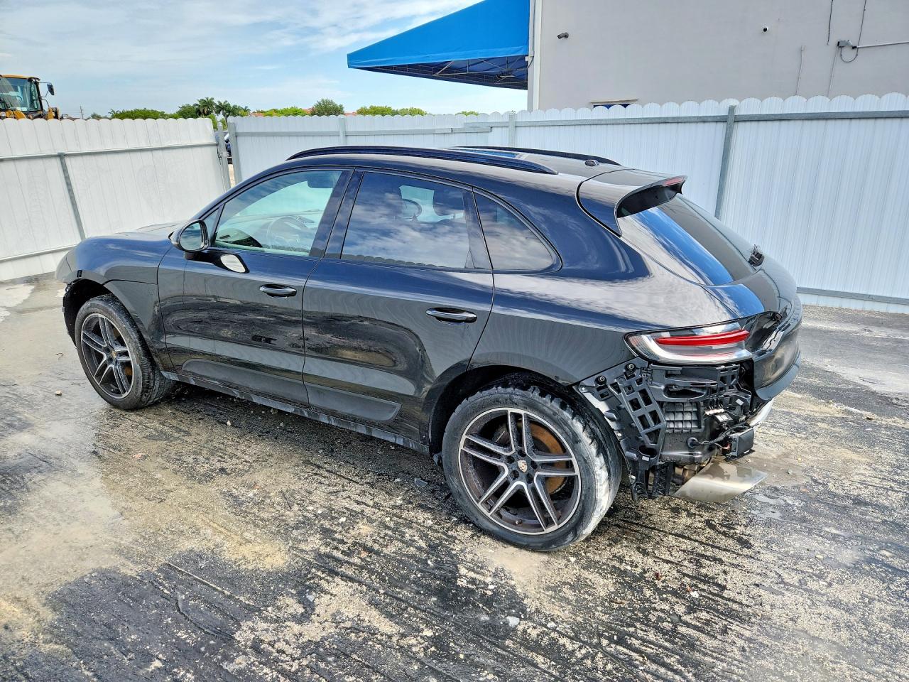 2020 Porsche Macan Black vin: WP1AA2A58LLB02901