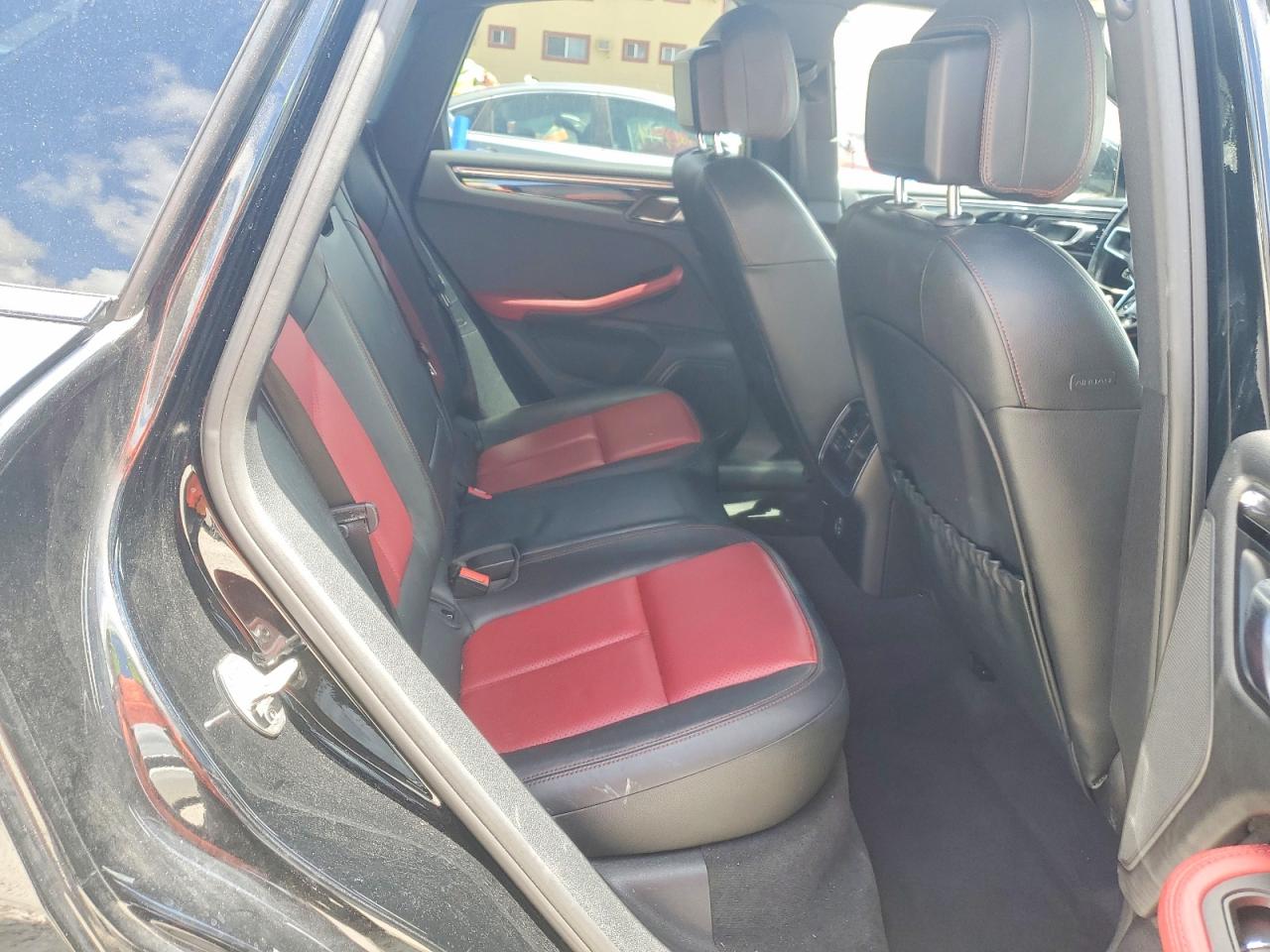 2020 Porsche Macan Black vin: WP1AA2A58LLB02901