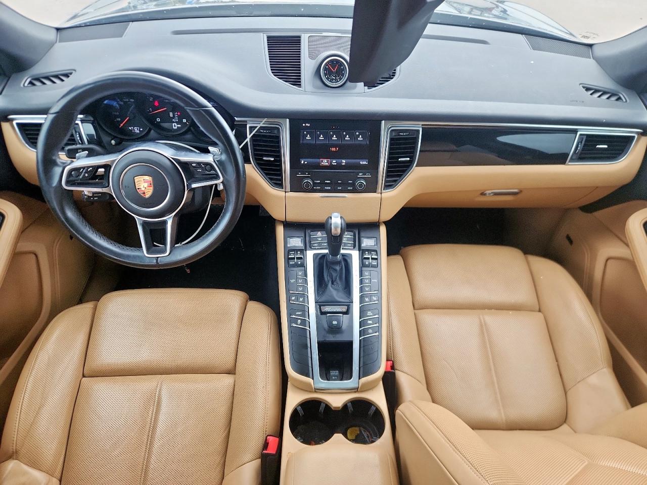 2018 Porsche Macan Blue vin: WP1AA2A59JLB01477