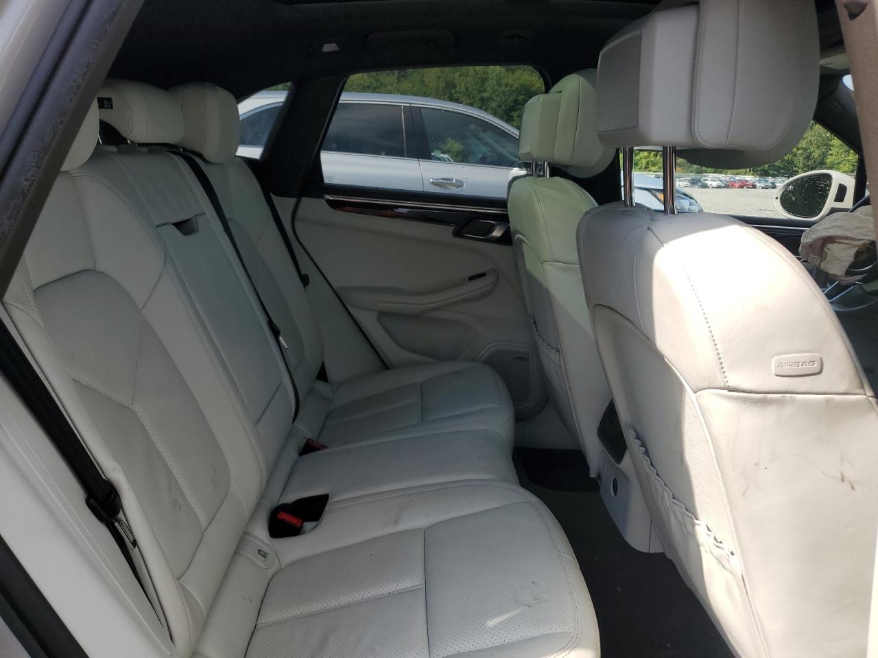 2021 Porsche Macan Gray vin: WP1AA2A59MLB03749