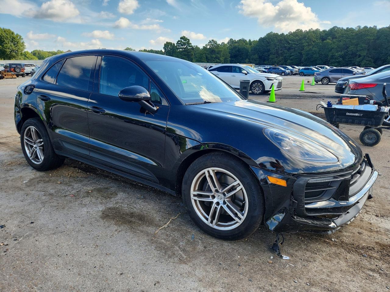 2023 Porsche Macan Base Black vin: WP1AA2A59PLB03268