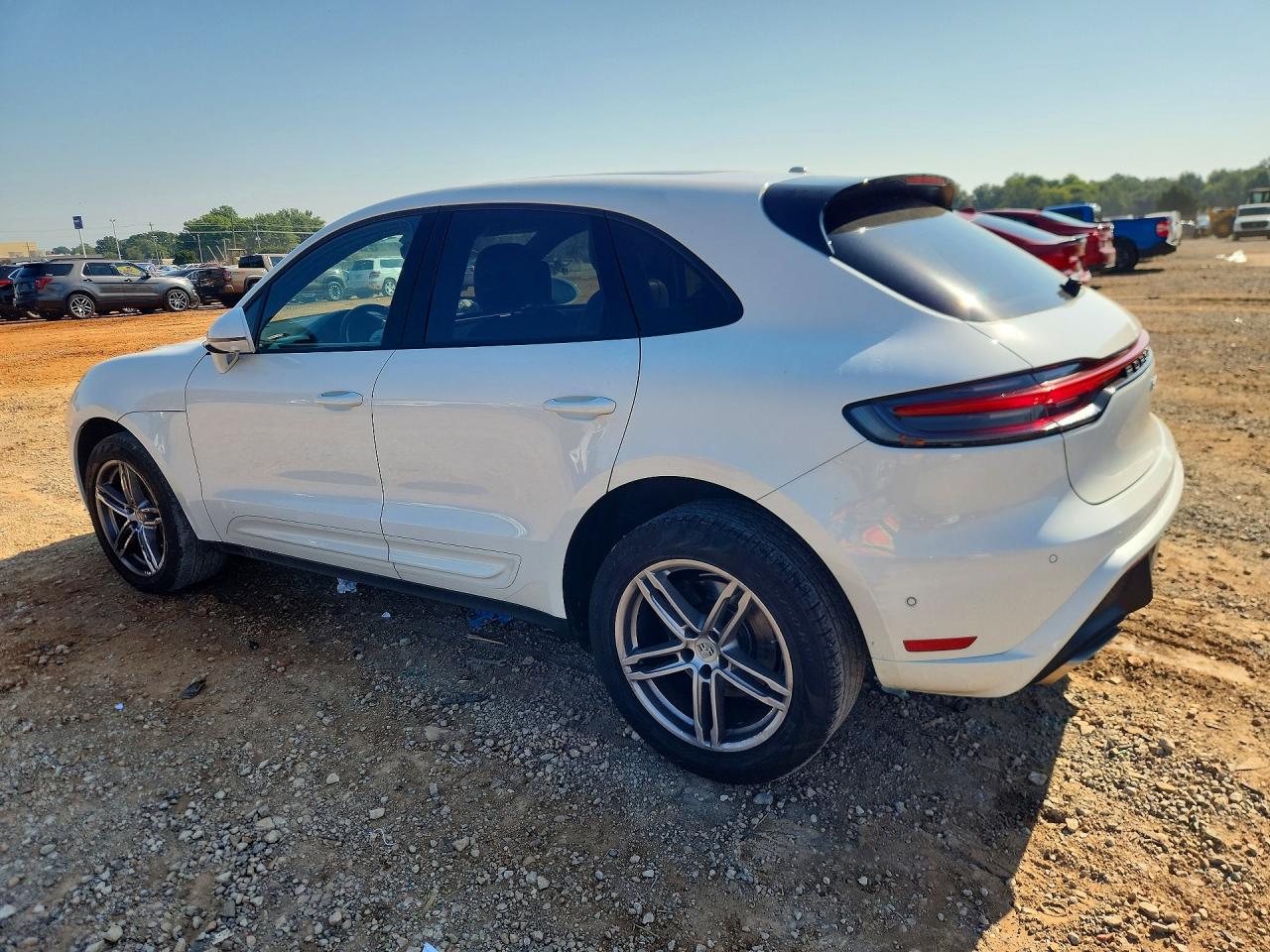 2023 Porsche Macan Base White vin: WP1AA2A59PLB11869