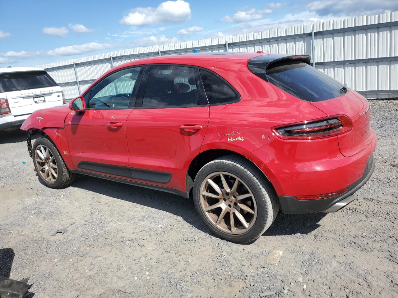 2018 Porsche Macan Красный vin: WP1AA2A5XJLB04758