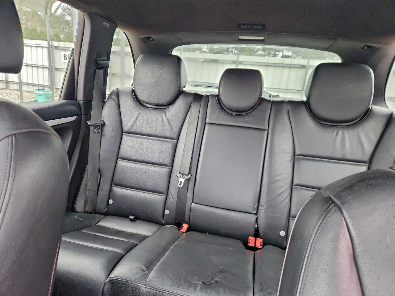 2010 Porsche Cayenne Gray vin: WP1AA2AP9ALA07973