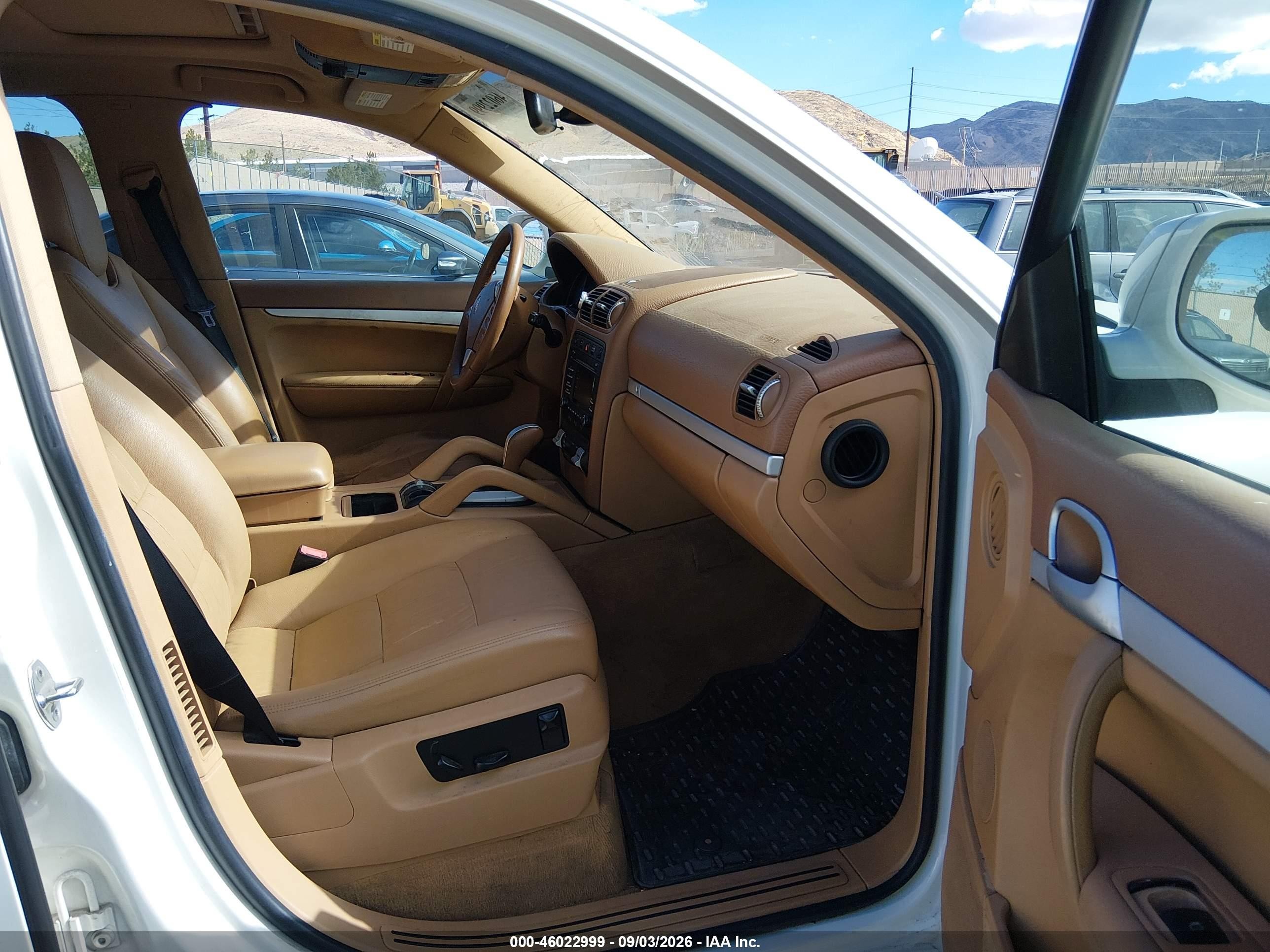2010 Porsche Cayenne   White vin: WP1AA2APXALA12082