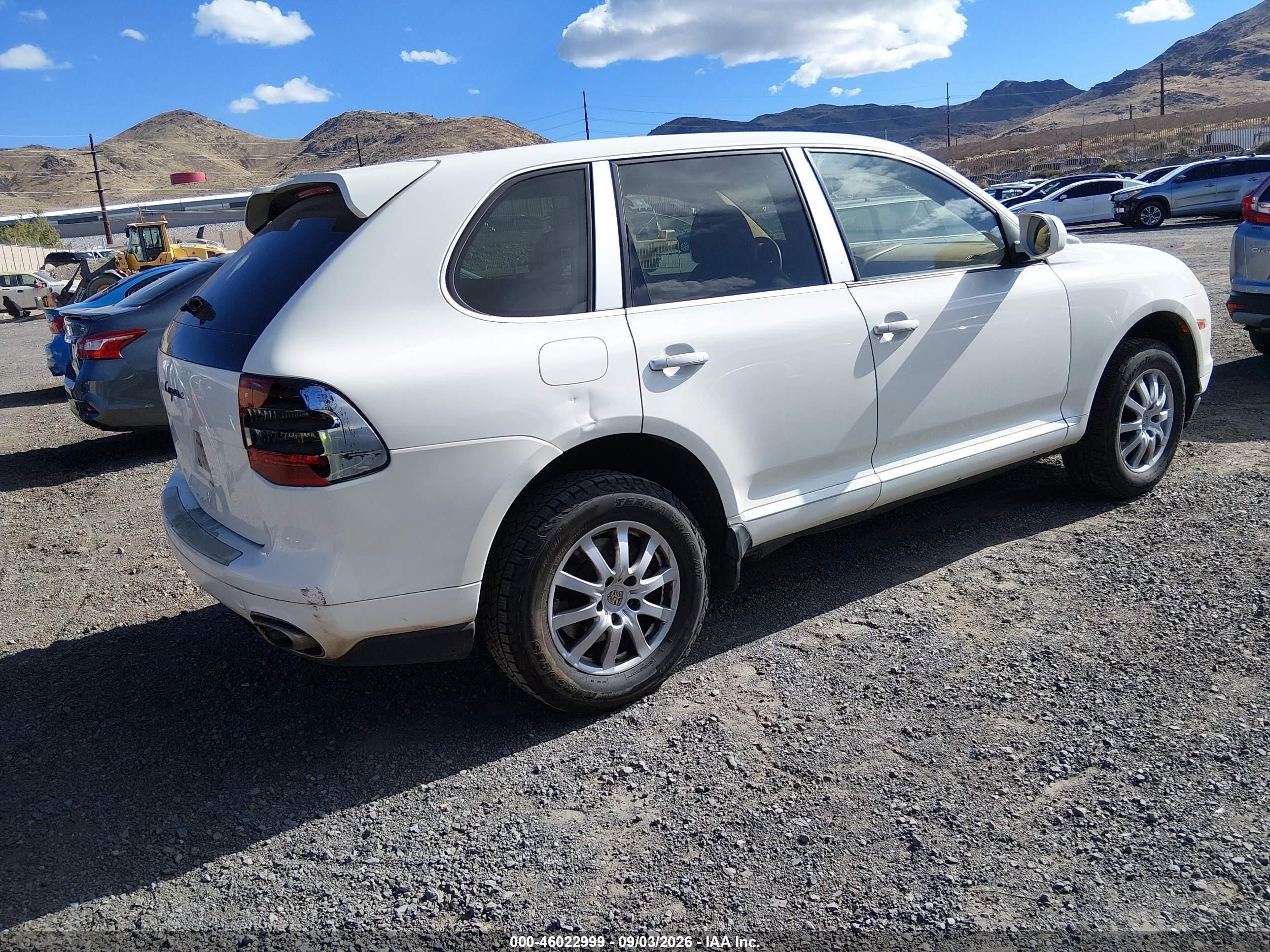 2010 Porsche Cayenne   White vin: WP1AA2APXALA12082