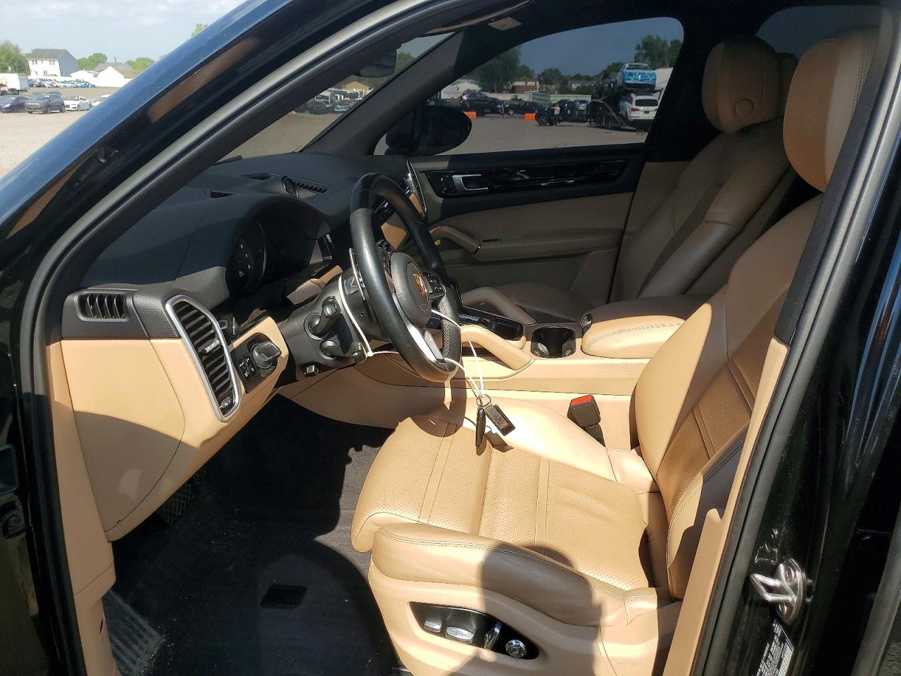 2020 Porsche Cayenne Black vin: WP1AA2AY1LDA01154