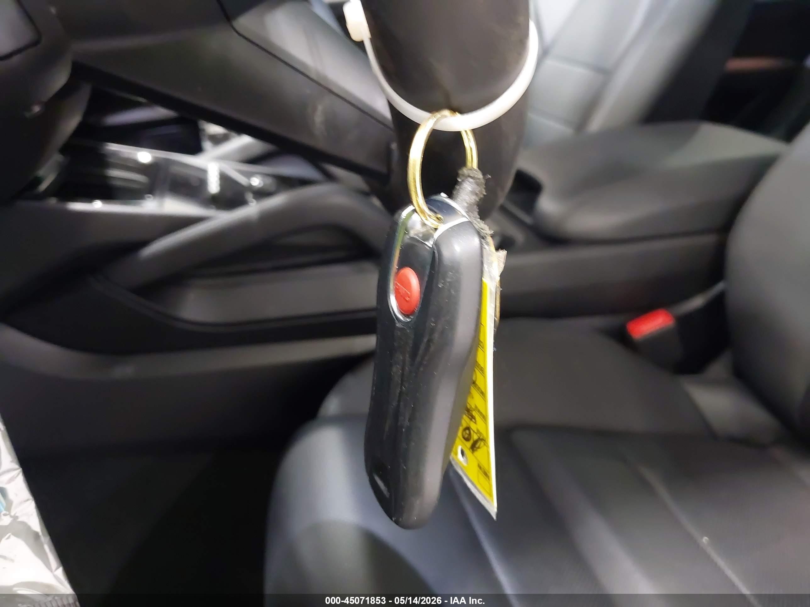 2024 Porsche Cayenne   Gray vin: WP1AA2AY2RDA08185