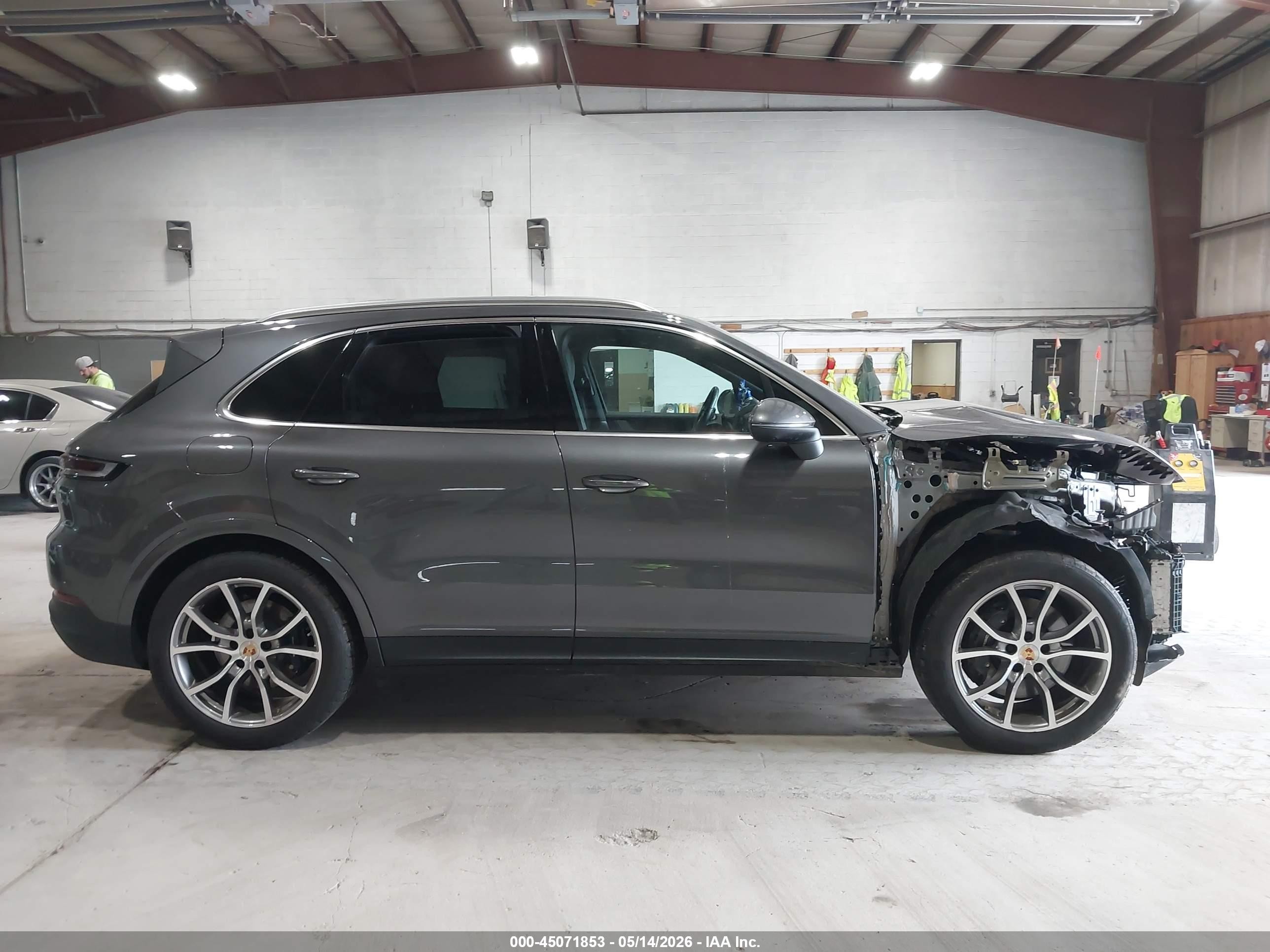 2024 Porsche Cayenne   Gray vin: WP1AA2AY2RDA08185