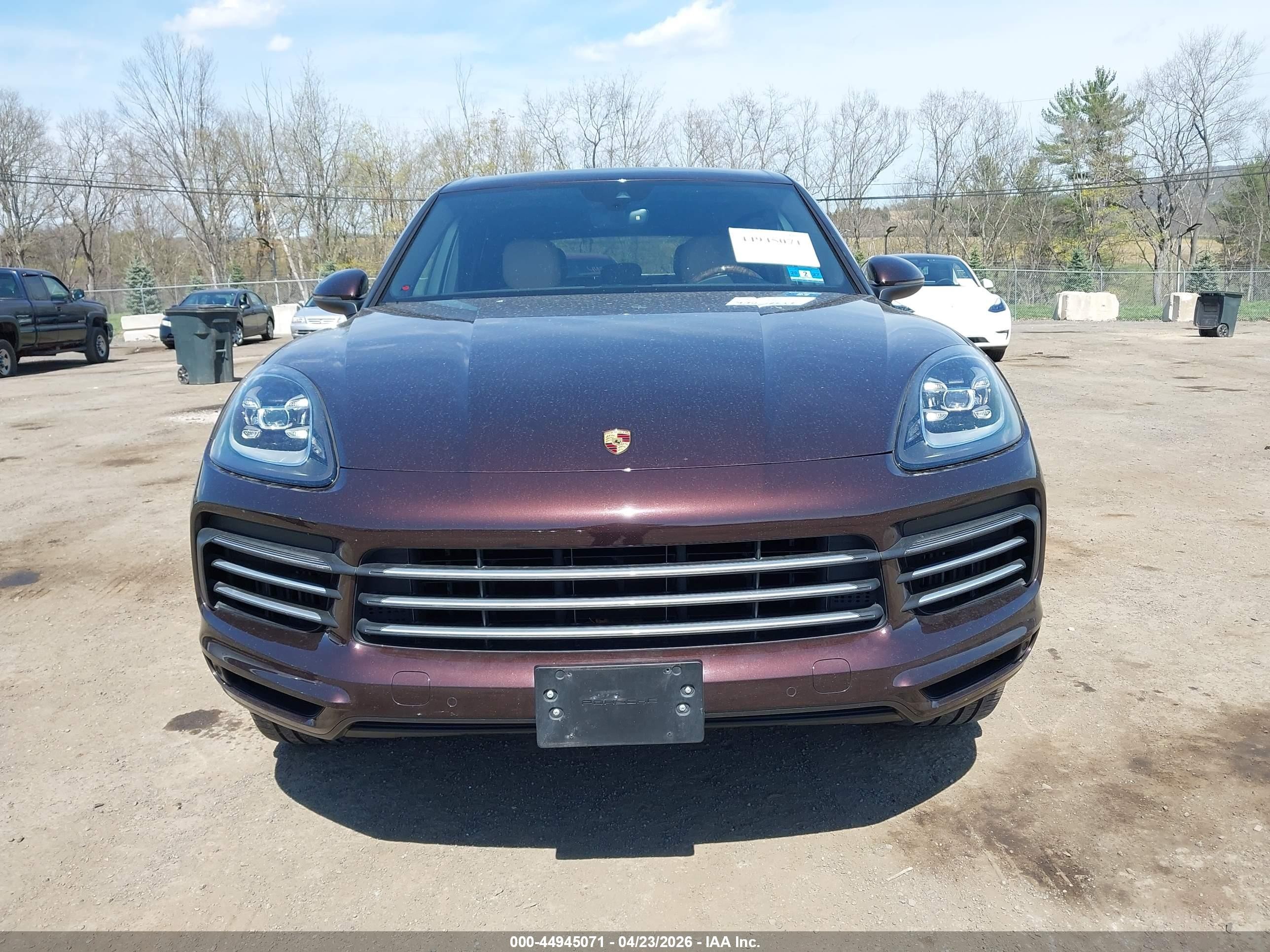 2019 Porsche Cayenne   Brown vin: WP1AA2AY4KDA18867