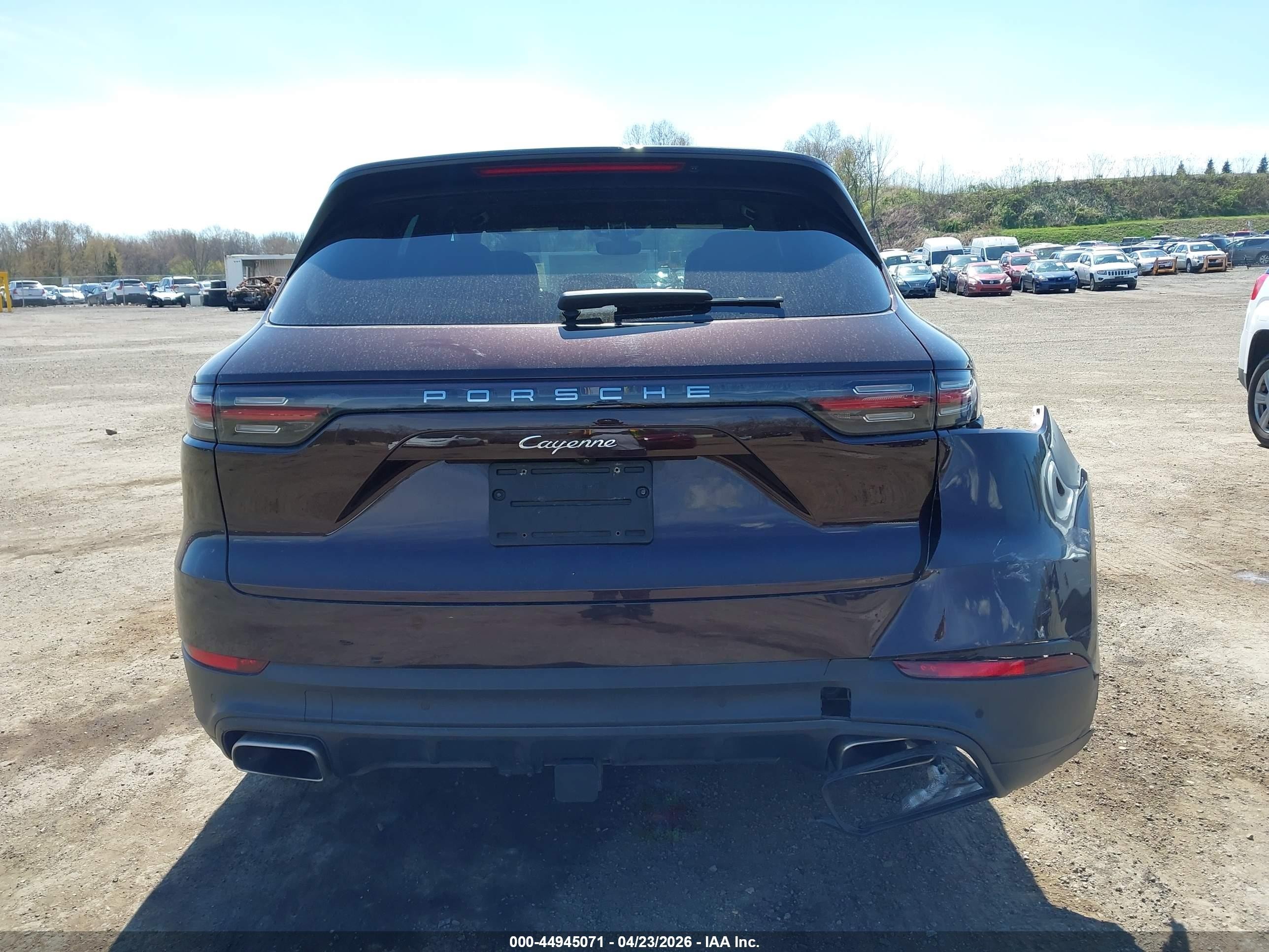 2019 Porsche Cayenne   Brown vin: WP1AA2AY4KDA18867