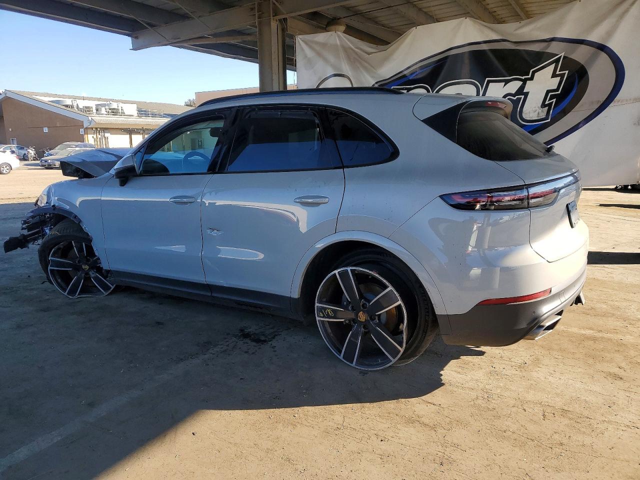 2023 Porsche Cayenne Base Gray vin: WP1AA2AY6PDA02788