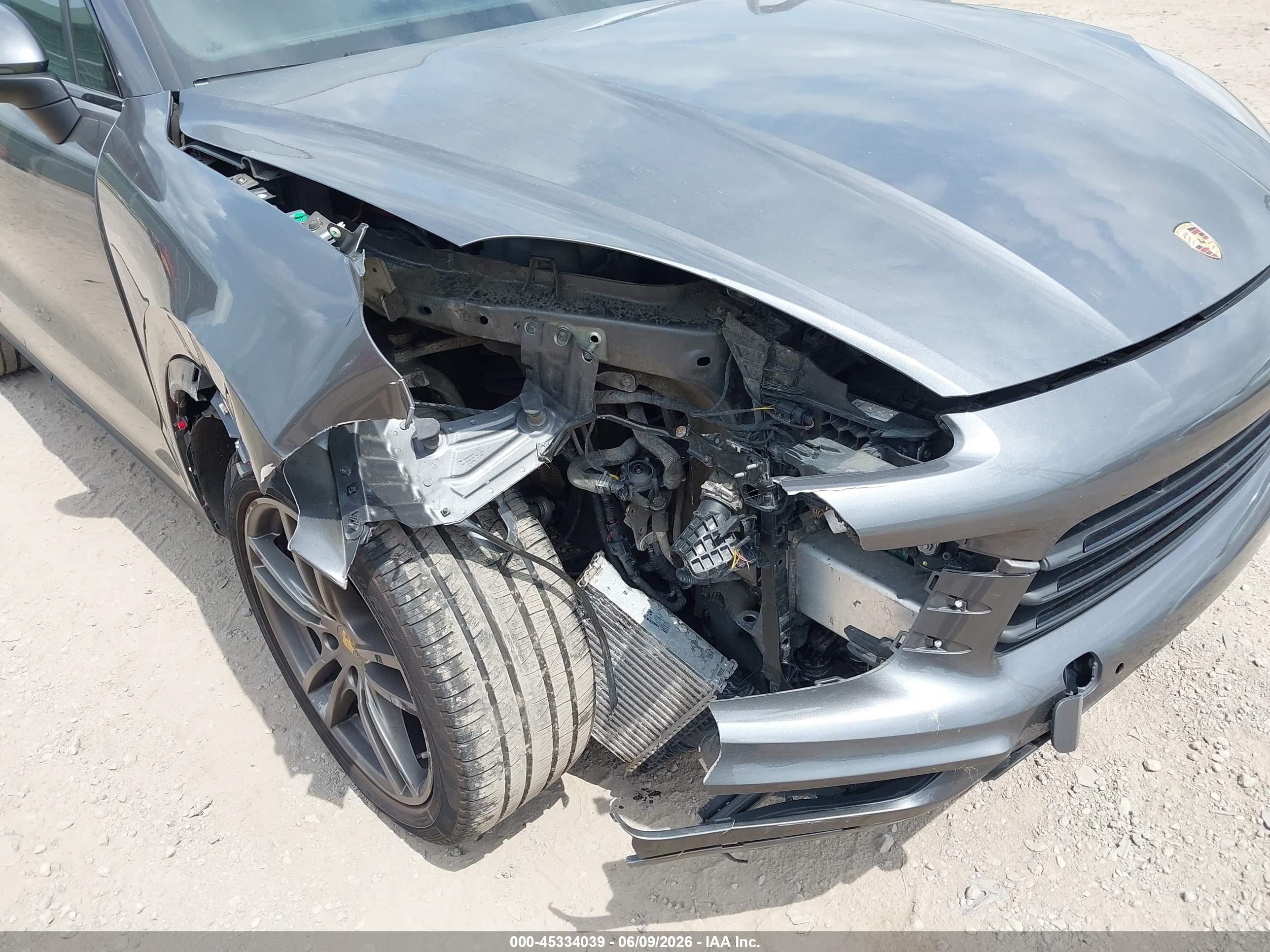 2020 Porsche Cayenne Gray vin: WP1AA2AY7LDA03829