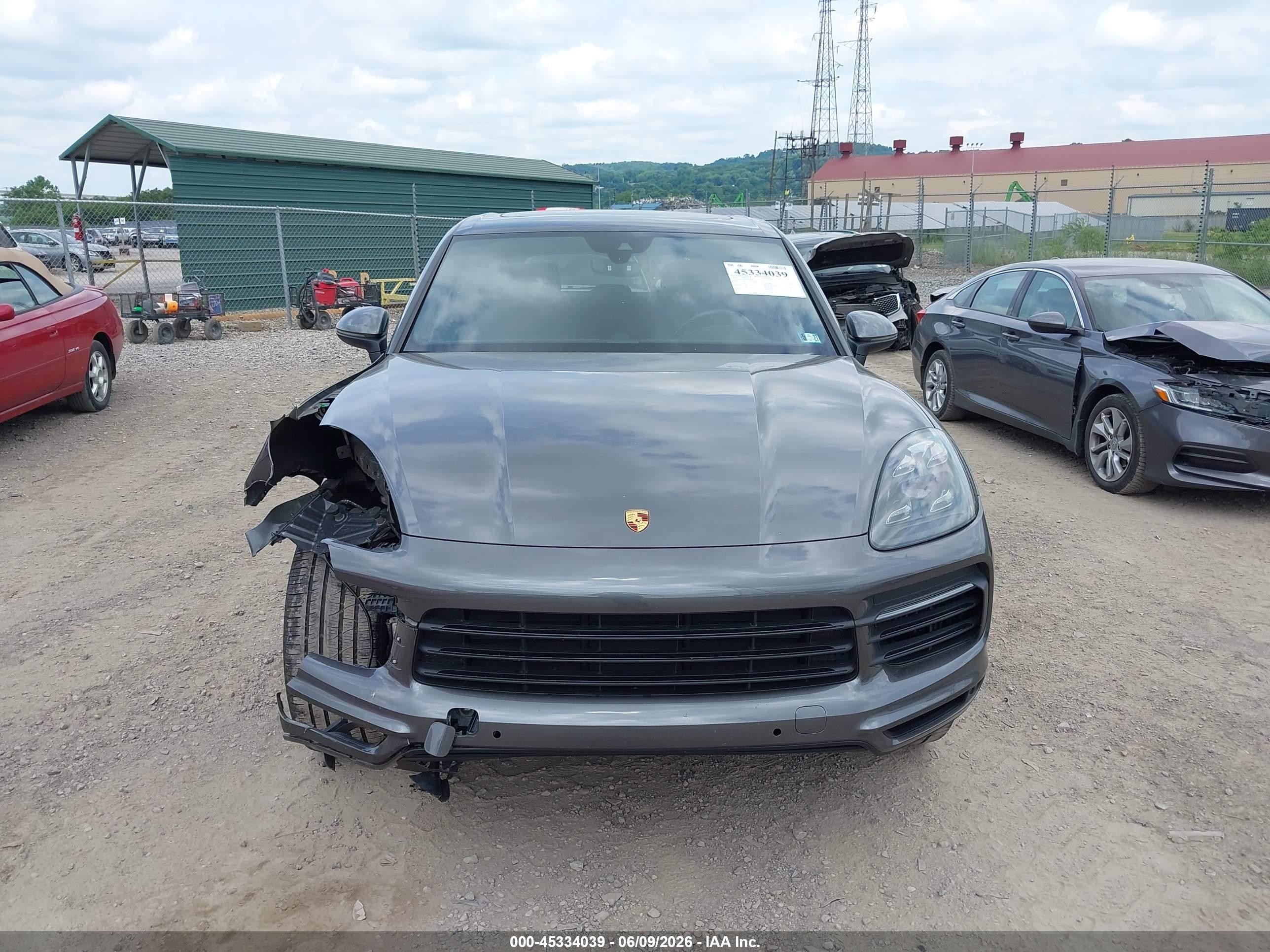 2020 Porsche Cayenne Gray vin: WP1AA2AY7LDA03829