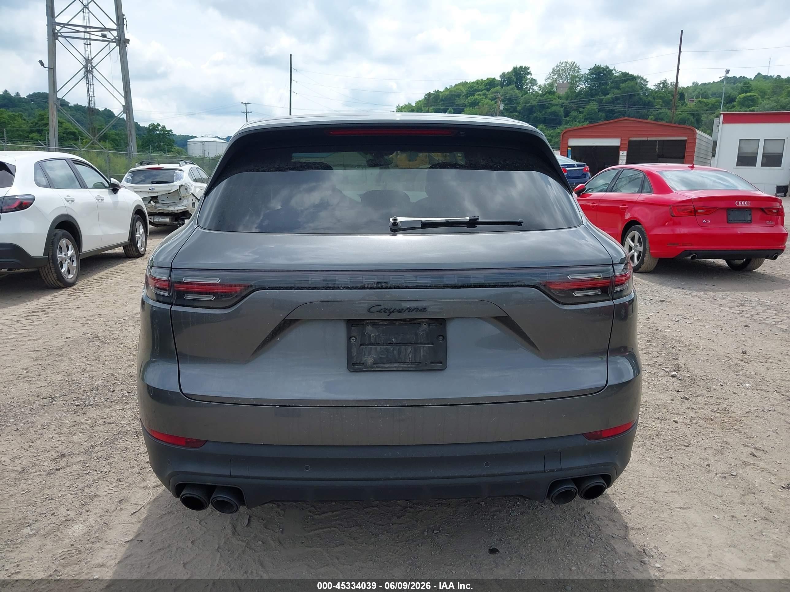 2020 Porsche Cayenne Gray vin: WP1AA2AY7LDA03829