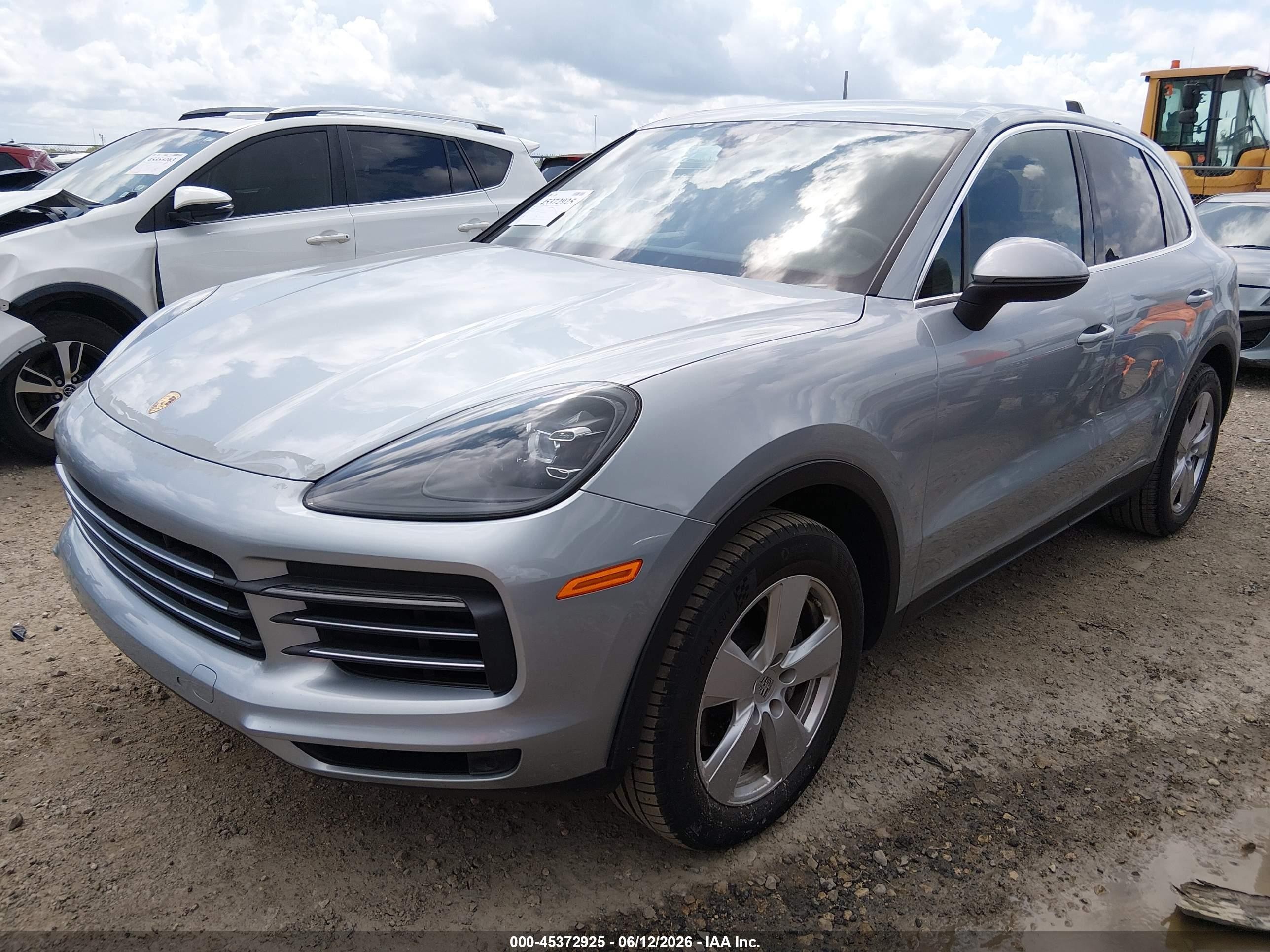 2020 Porsche Cayenne   Gray vin: WP1AA2AY8LDA01166
